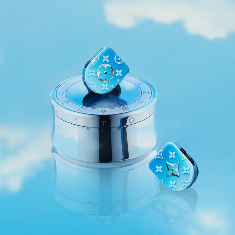 Louis Vuitton Horizon Wireless Earphones - Blue Gradient 4