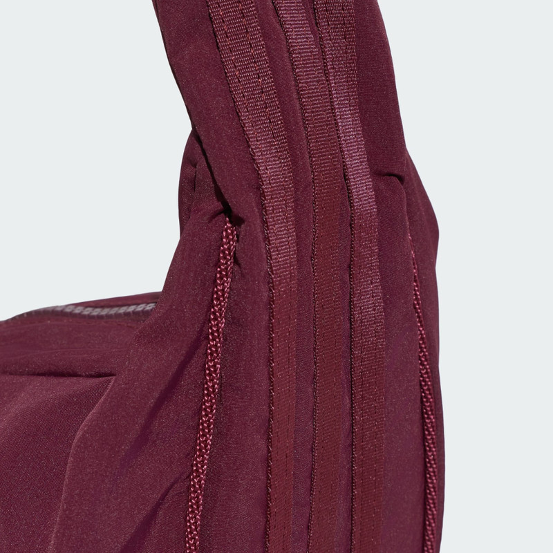 EVERYDAY ICONS CROSSBODY BAG HALF MOON 6