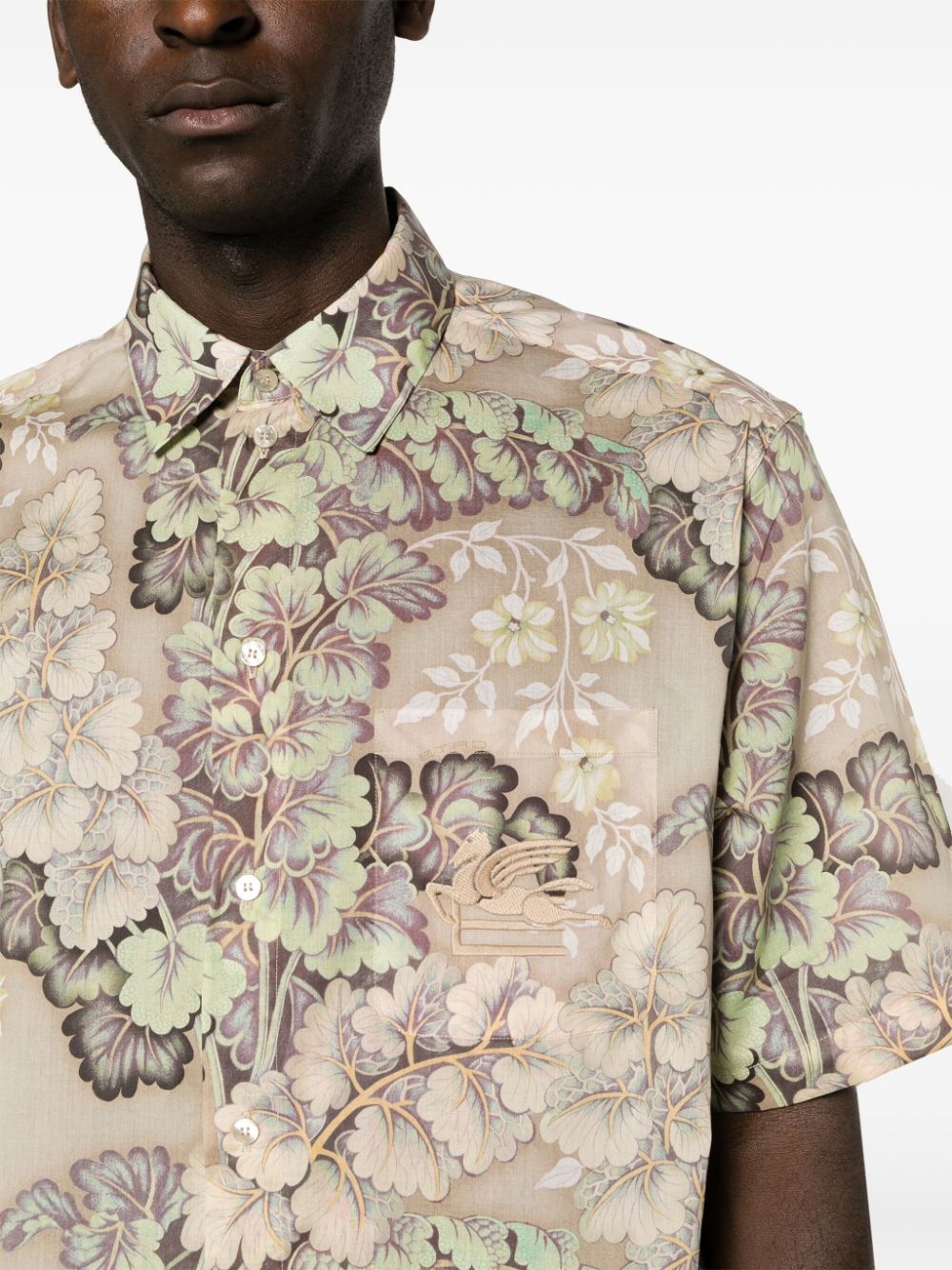 Pegaso-embroidered floral-motif shirt - 5