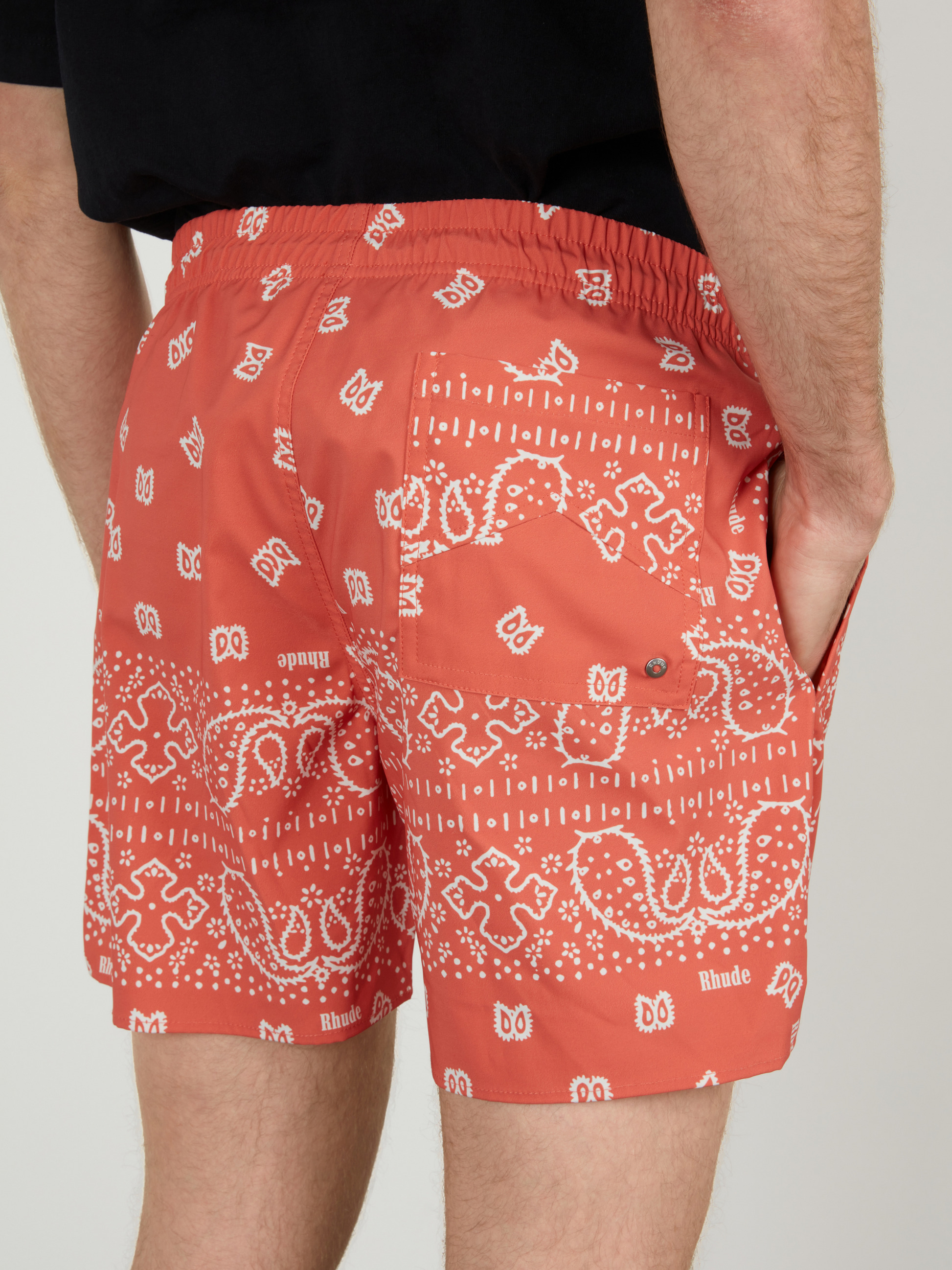 BANDANA PRINT SWIM TRUNKS - 4