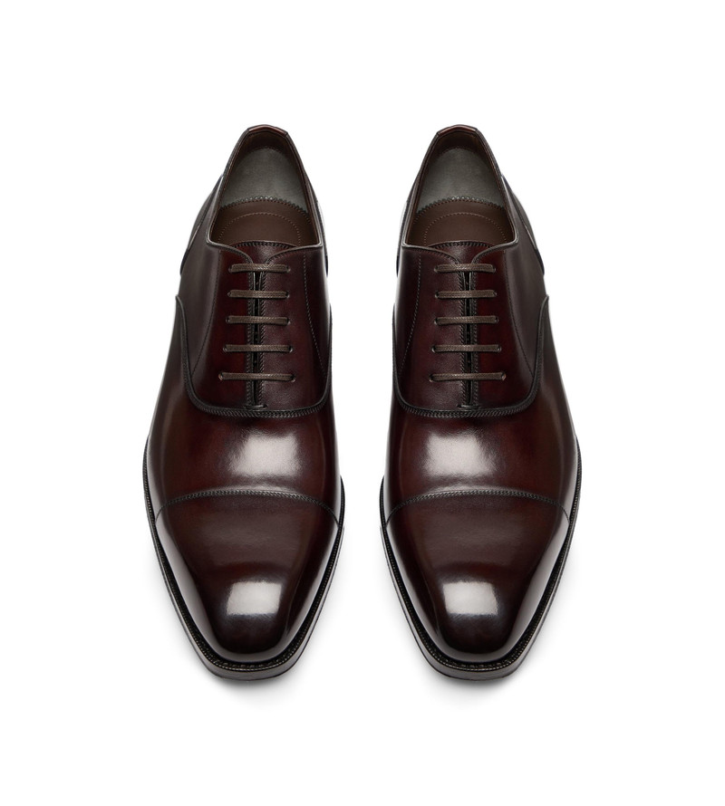 TOM FORD BURNISHED LEATHER ELKAN LACE UP outlook