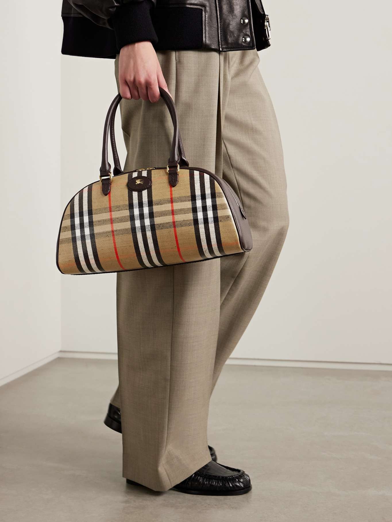 Textured leather-trimmed coated canvas-jacquard tote Sand - 6