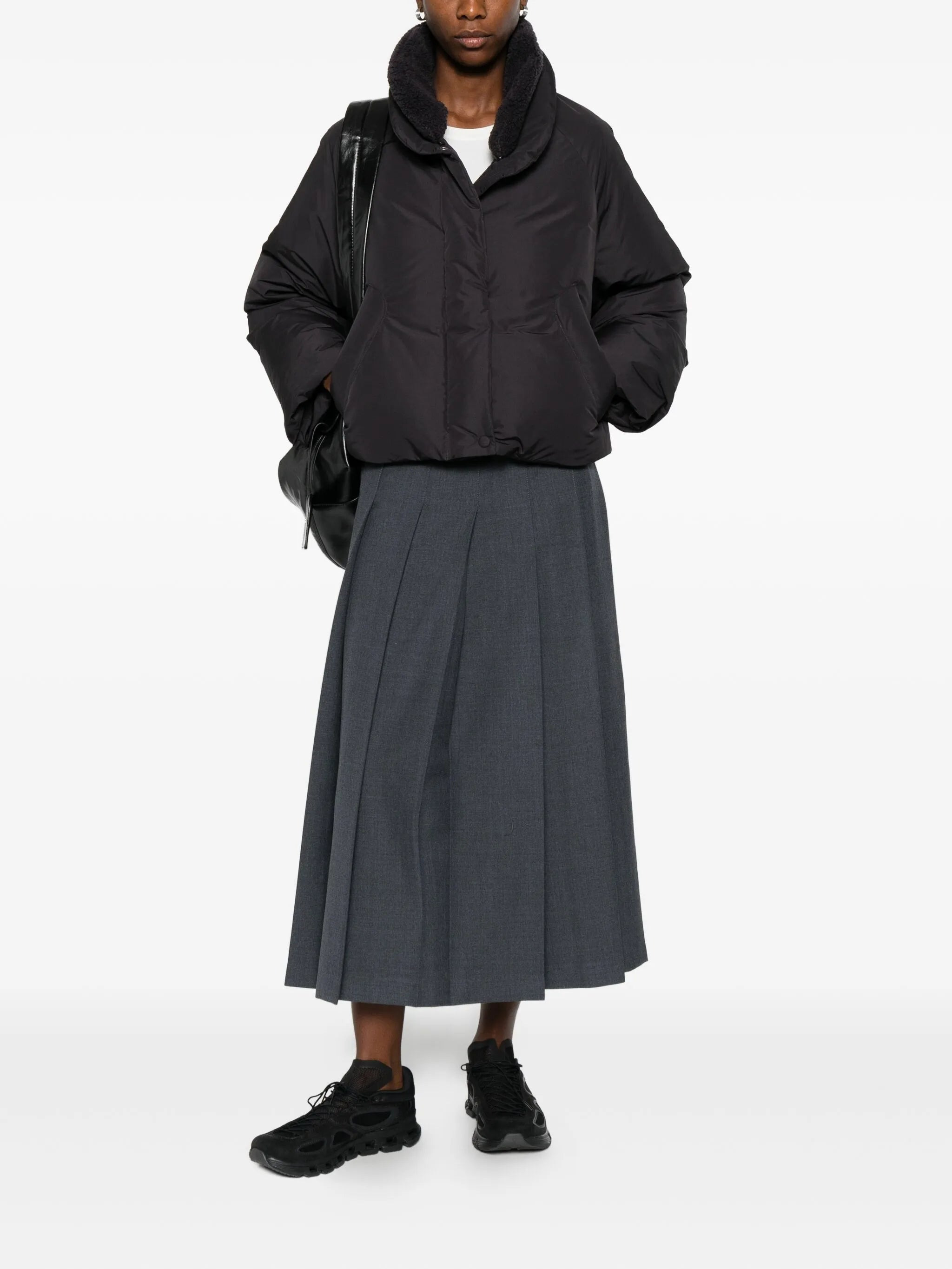 Low Classic High-neck Puffer Jacket - 2
