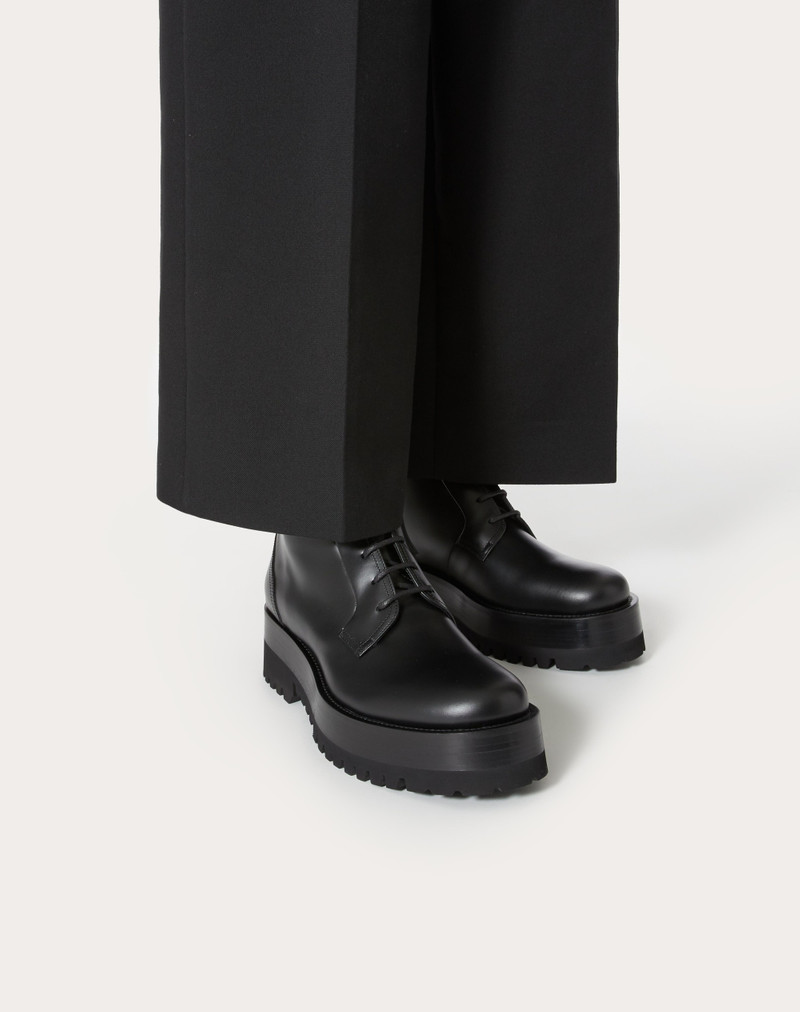Valentino UPRAISE CALFSKIN COMBAT BOOT outlook