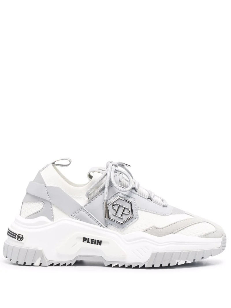 Predator low-top sneakers 1