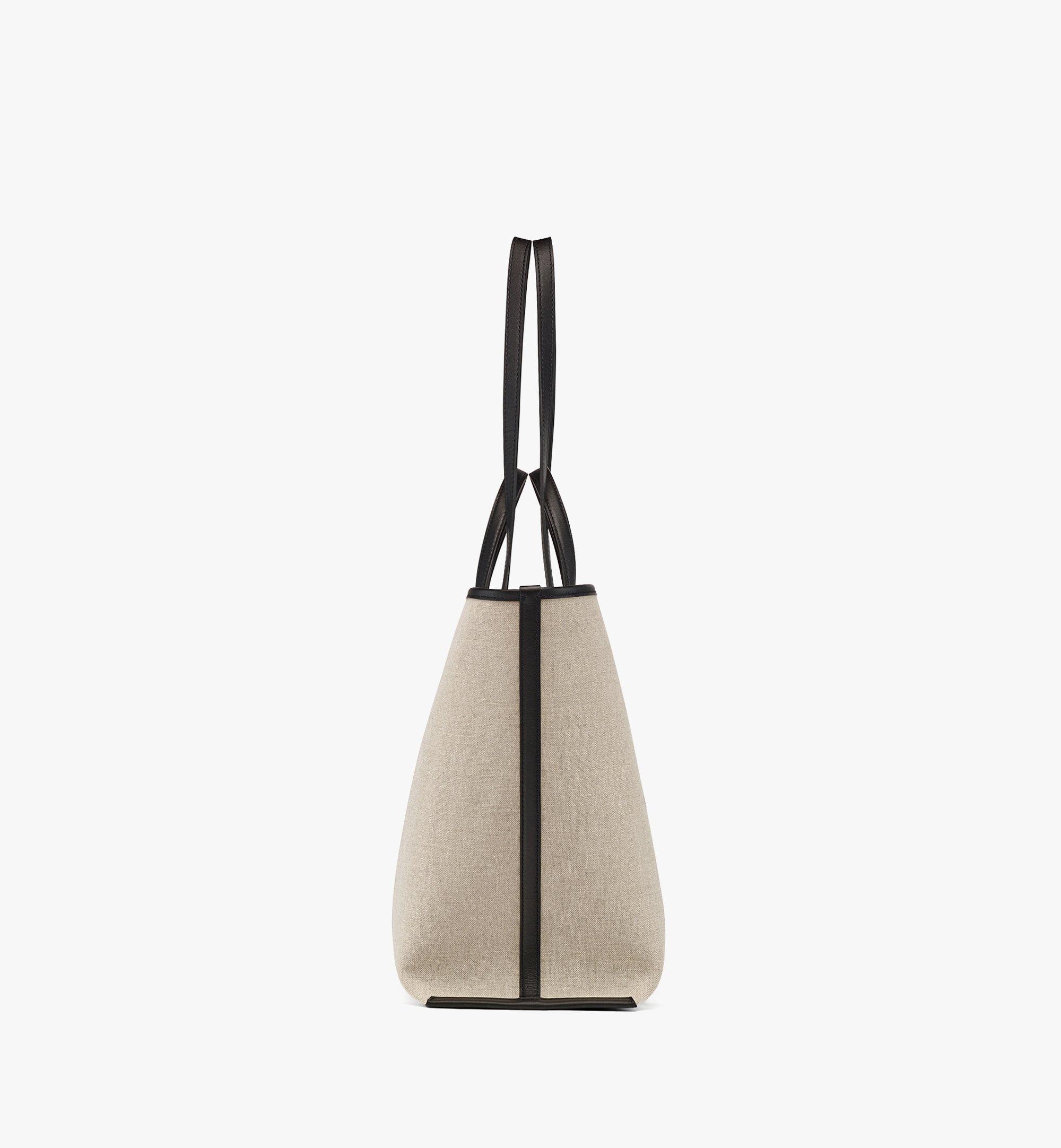 Aren Shopper in Logo Glitch Canvas - 3