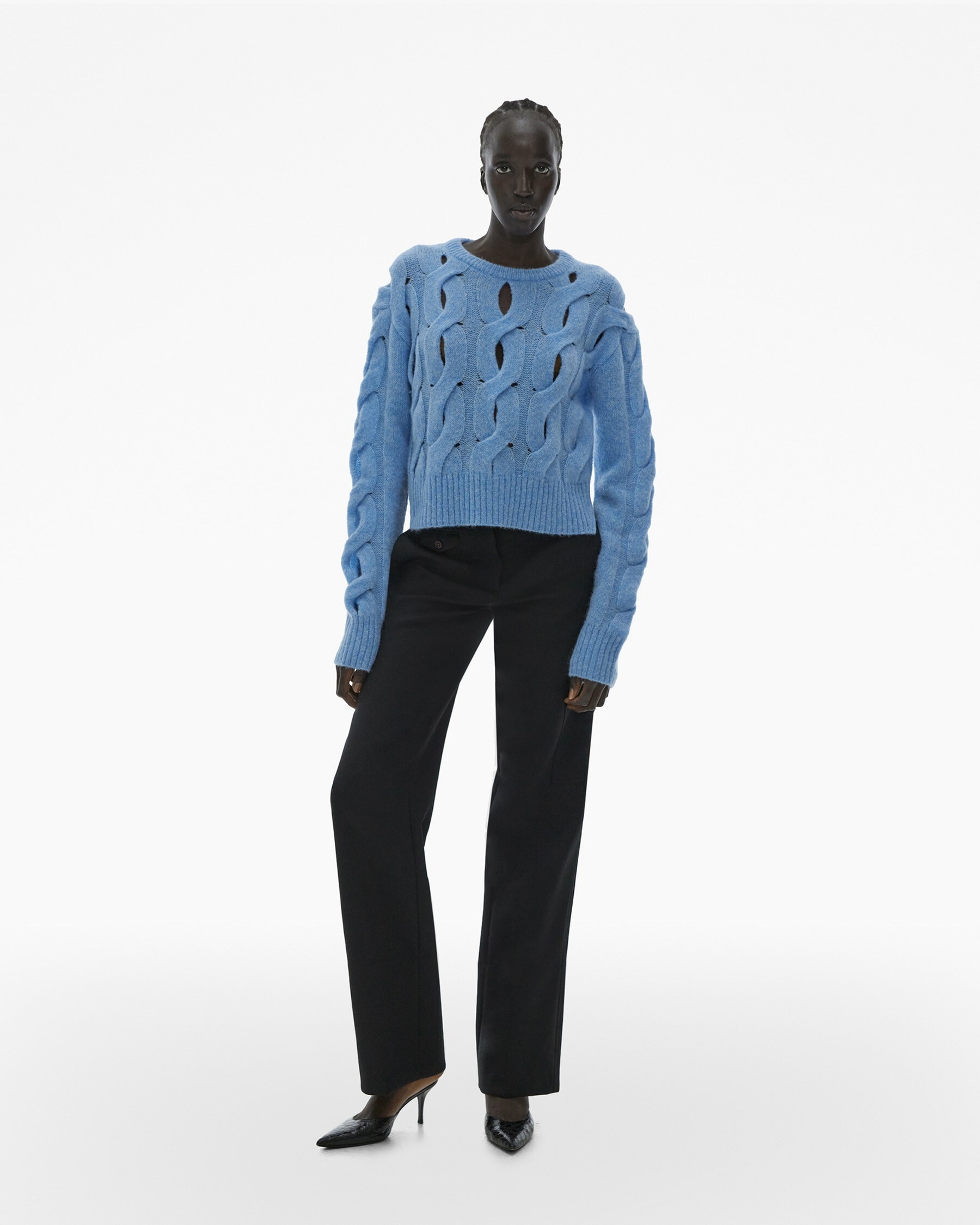 CROPPED CABLE KNIT SWEATER - 2