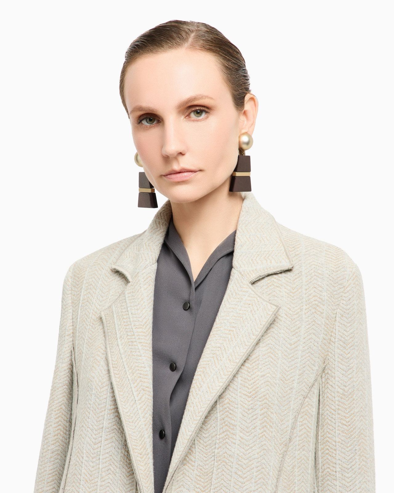 DOUBLE-BREASTED JACKET IN A JACQUARD CASHMERE AND VISCOSE JERSEY - 5