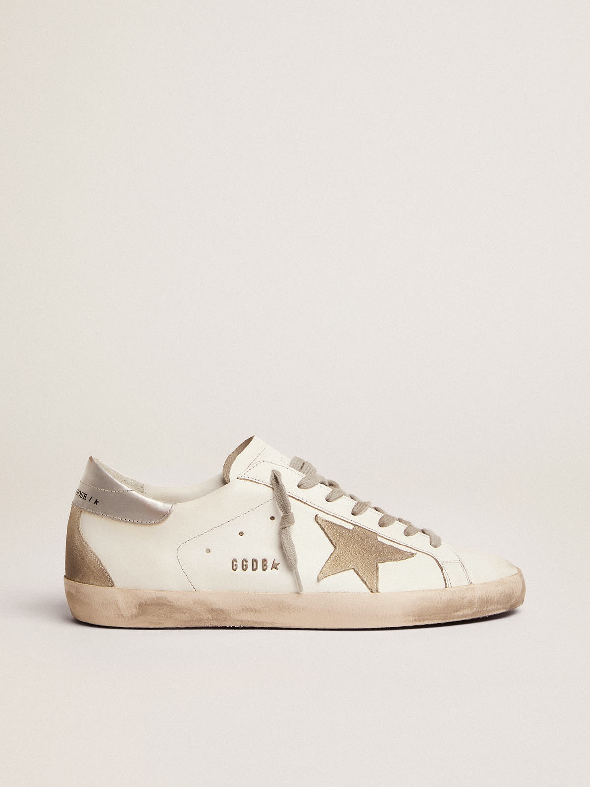 【GOLDEN 】Superstar Silver Tab Suede Sneakers/送料込み Golden Goose Men's Super-Star with silver heel tab and