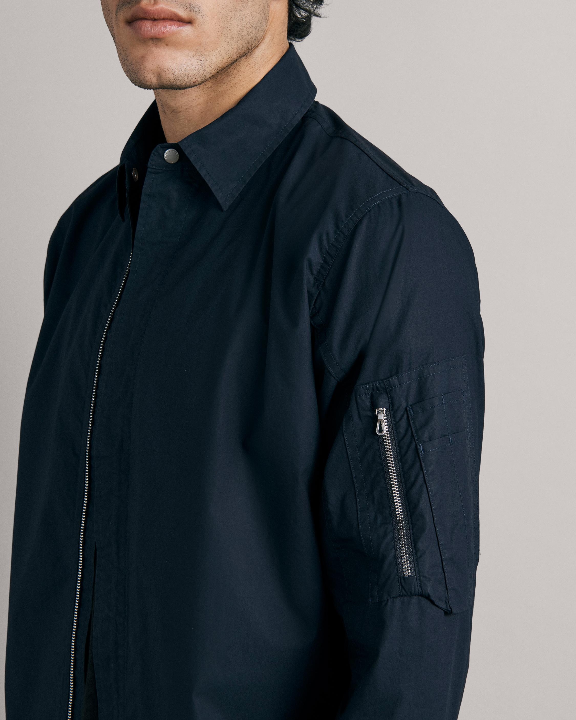 Flight Paper Cotton Shirt Jacket
Relaxed Fit Jacket - 6