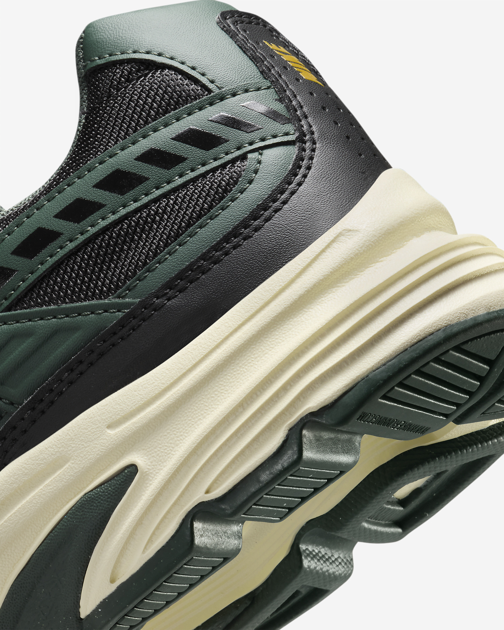 Nike Initiator Men's Shoes - 8