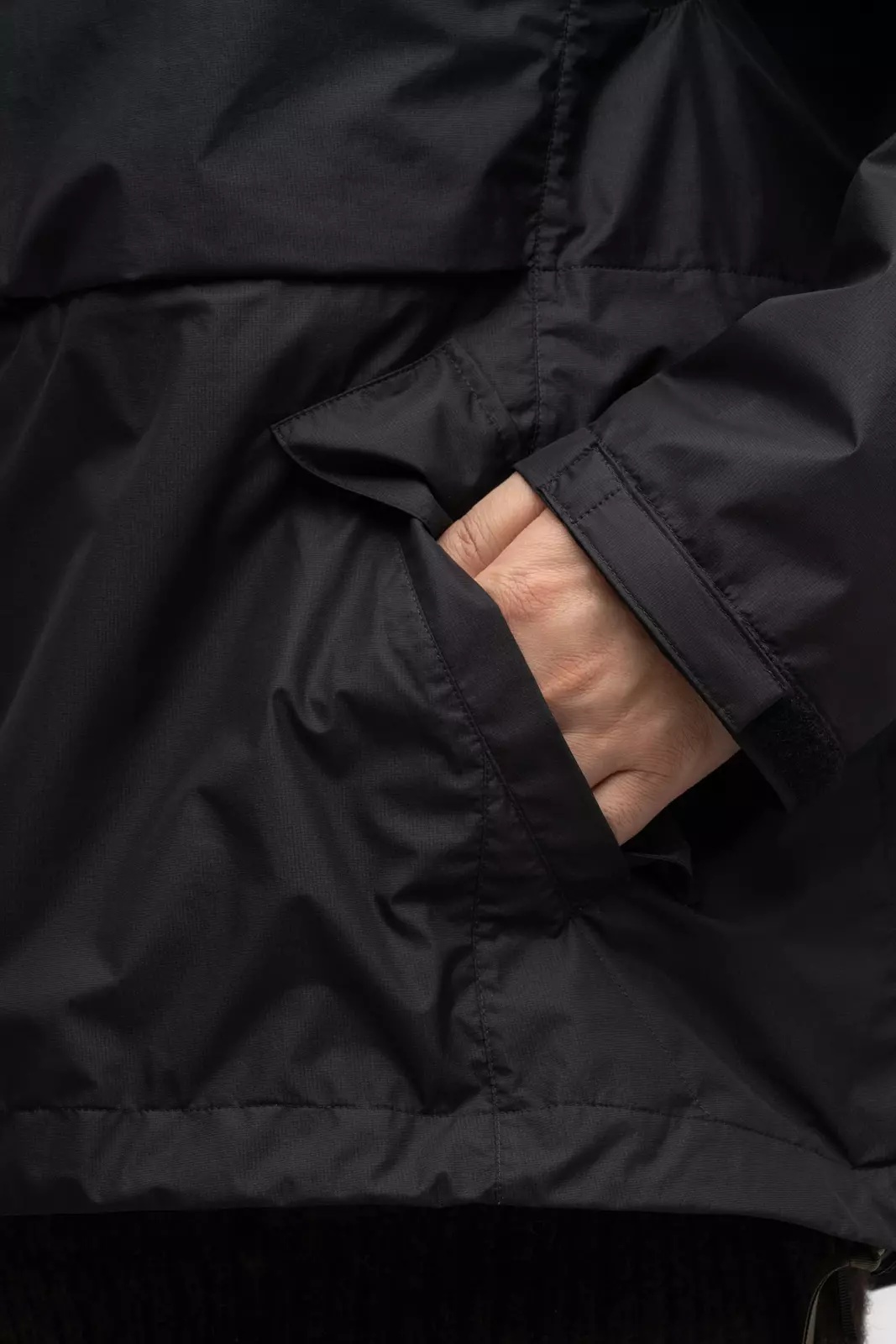 J87-WS 2L Gore-Tex Infinium™ Windstopper® Drop-In Shell Black - 20