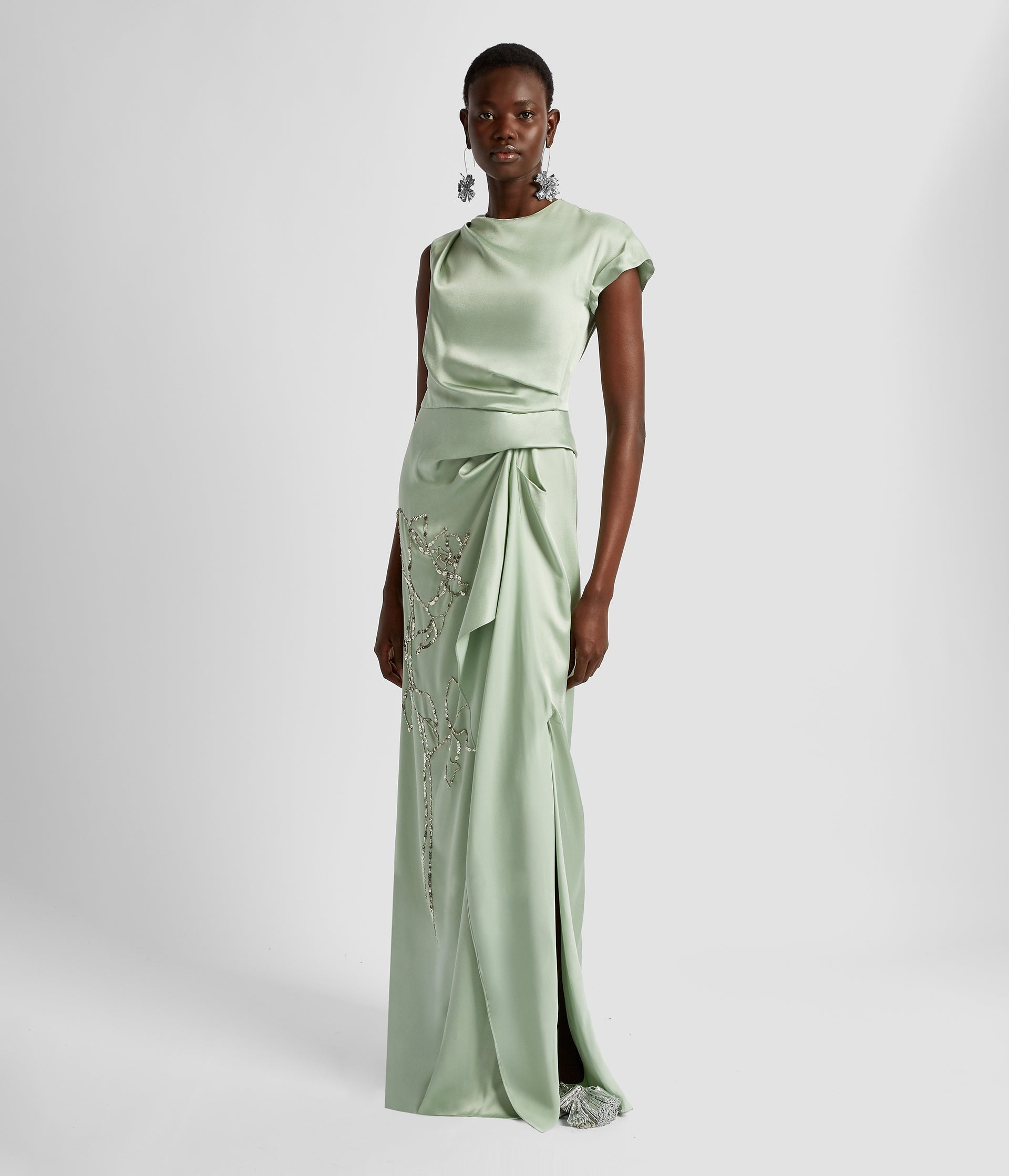 SHORT SLEEVE ASYMMETRIC GOWN - 4