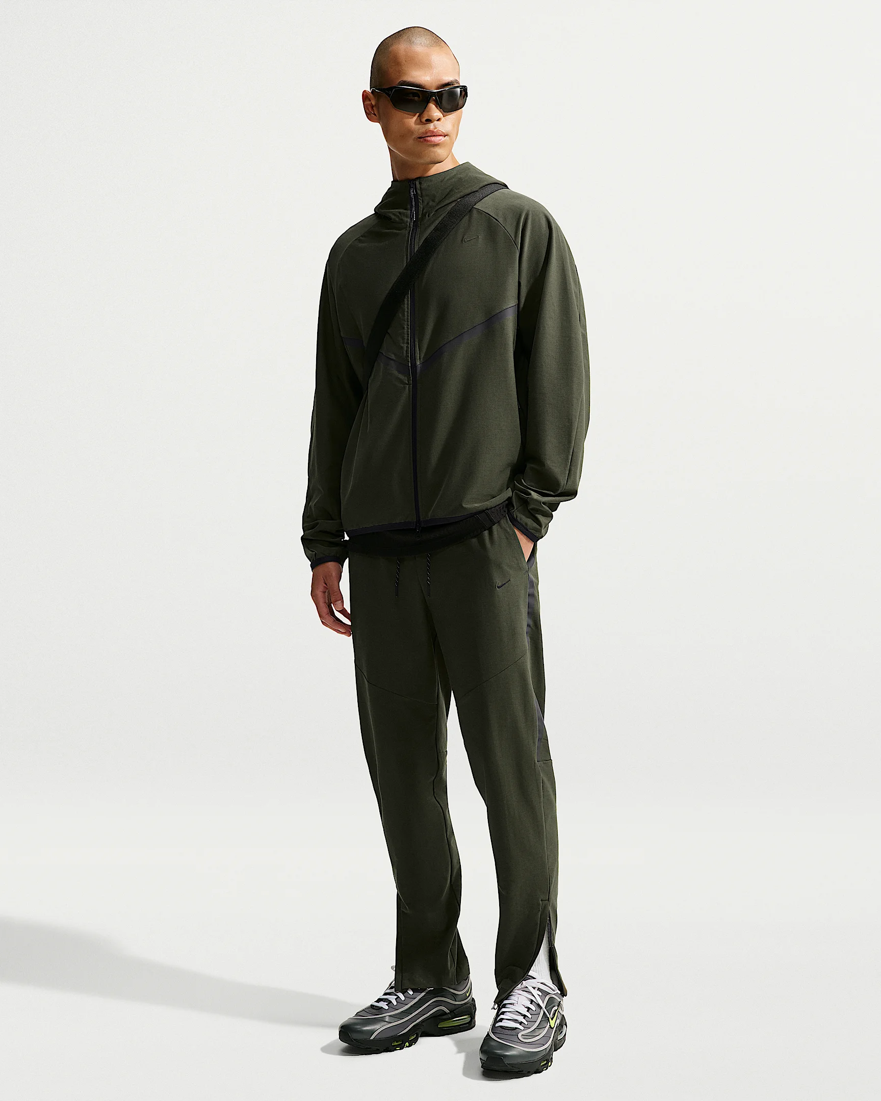 Nike Tech Men's Dri-FIT Shori Knit Pants - 1