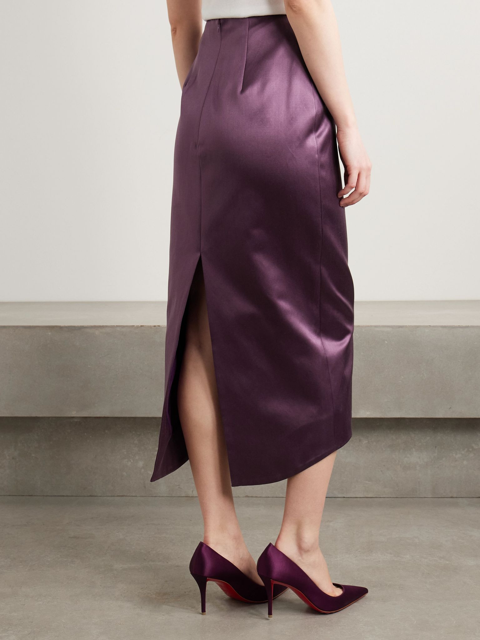 Wasp cotton and silk-blend duchesse-satin midi skirt Plum - 4