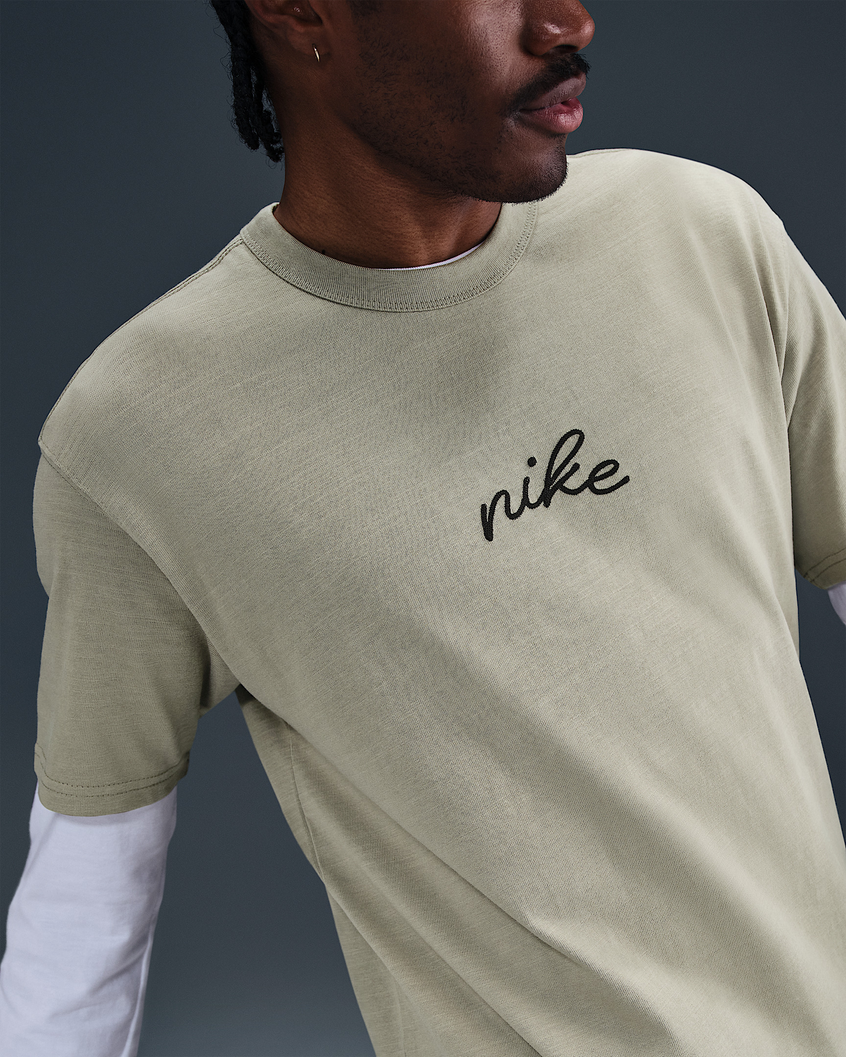 Nike Sportswear Premium Essentials Men's T-shirt - 3