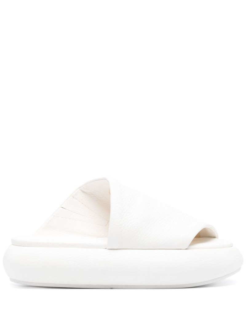 Ciambellona leather sandals 1