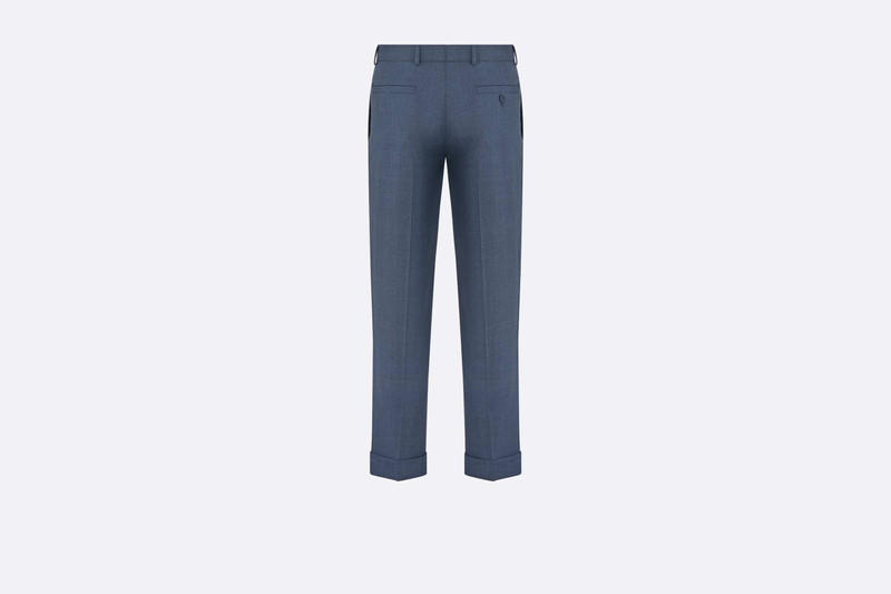 Dior Chinos outlook