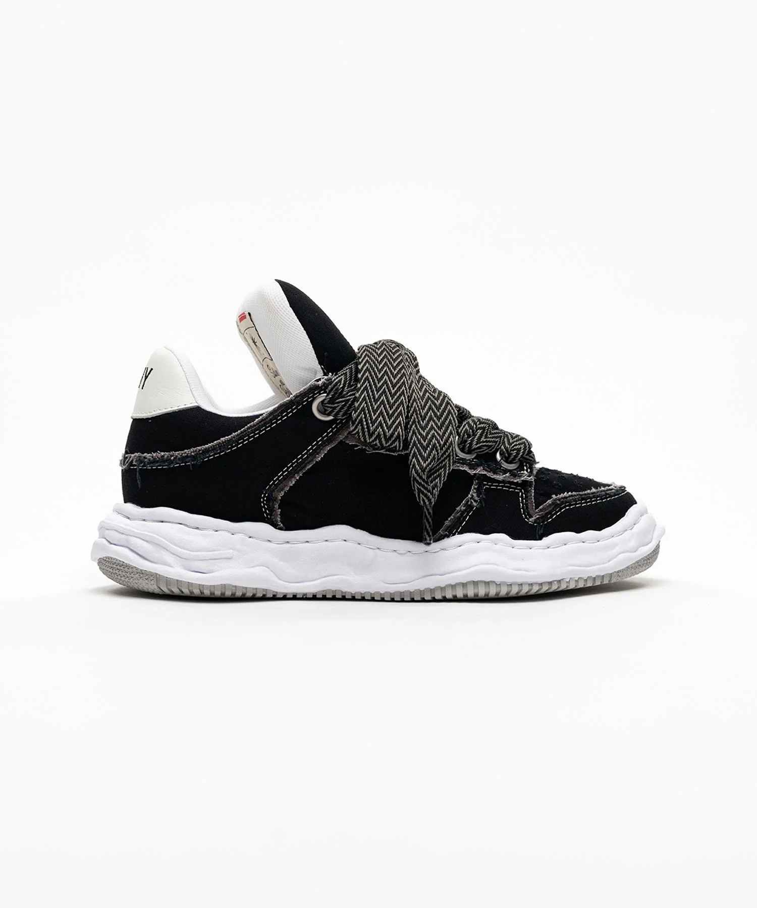 "WAYNE PUFFER" OG Sole Patterned Lace Canvas Low-top Sneakers - 1