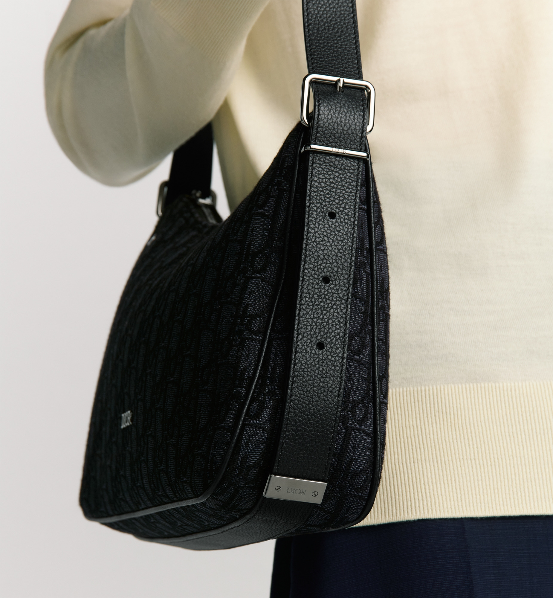 Medium Dior Slider Zipped Hobo Bag - 3