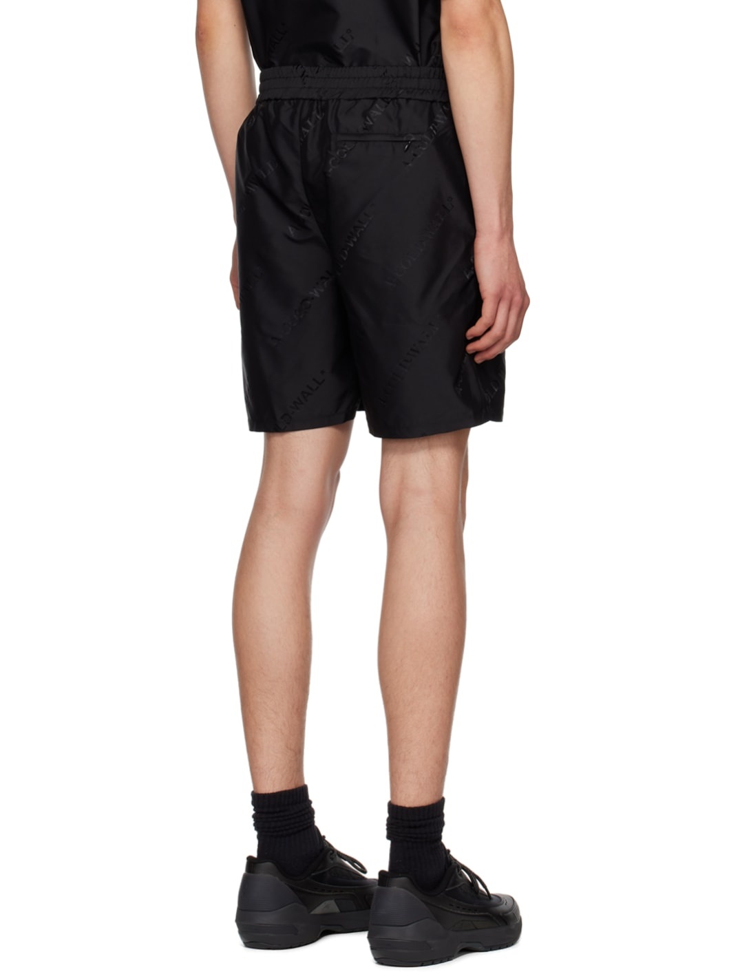 Black Three-Pocket Shorts - 3