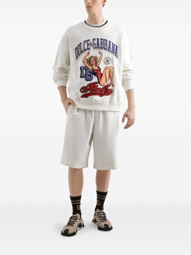 Dolce & Gabbana logo-embroidered T-shirt outlook