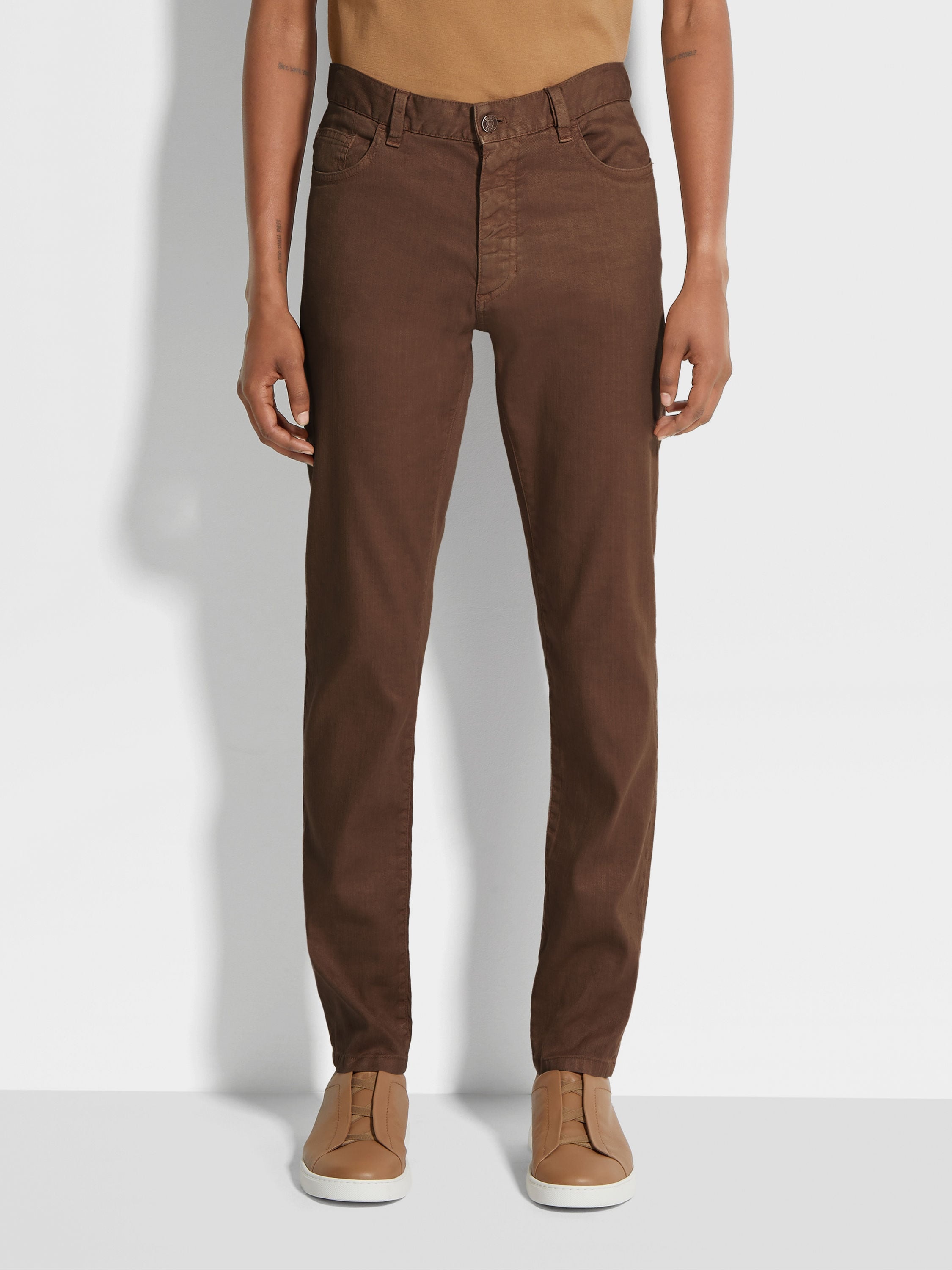 TOBACCO STRETCH LINEN AND COTTON ROCCIA JEANS - 4