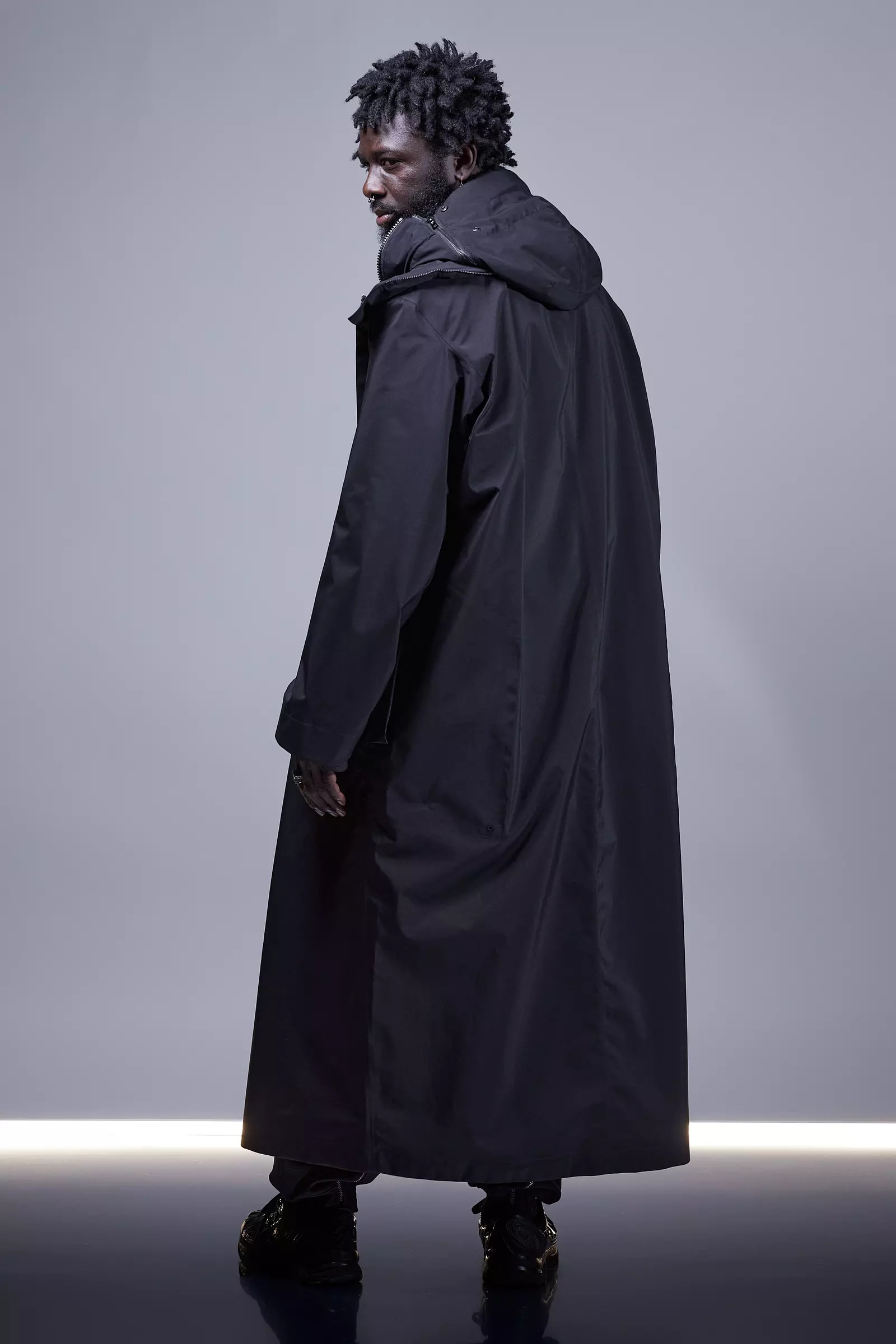J122-GT 3L Gore-Tex Pro Coat Black - 39