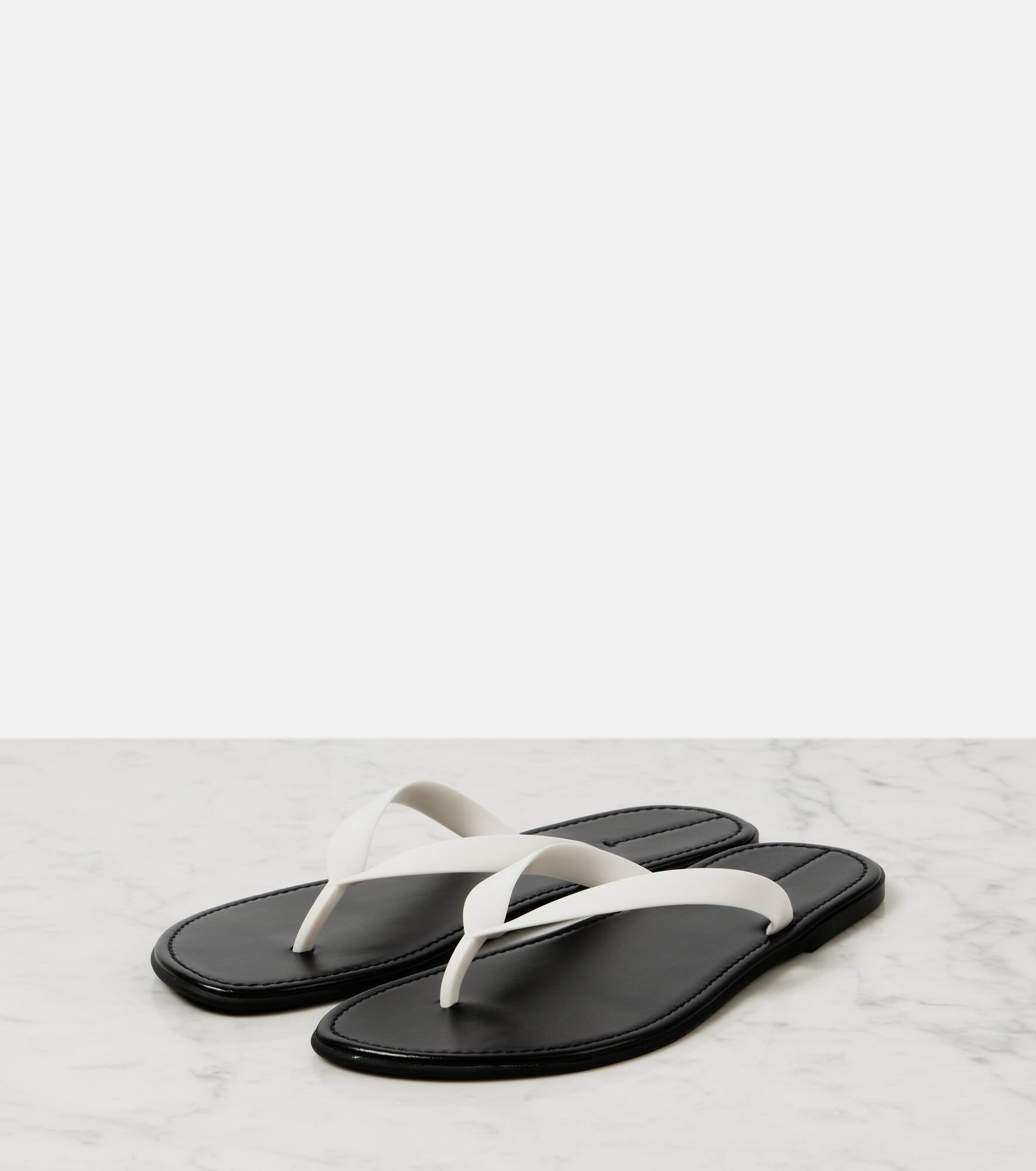 Beach thong sandals - 5