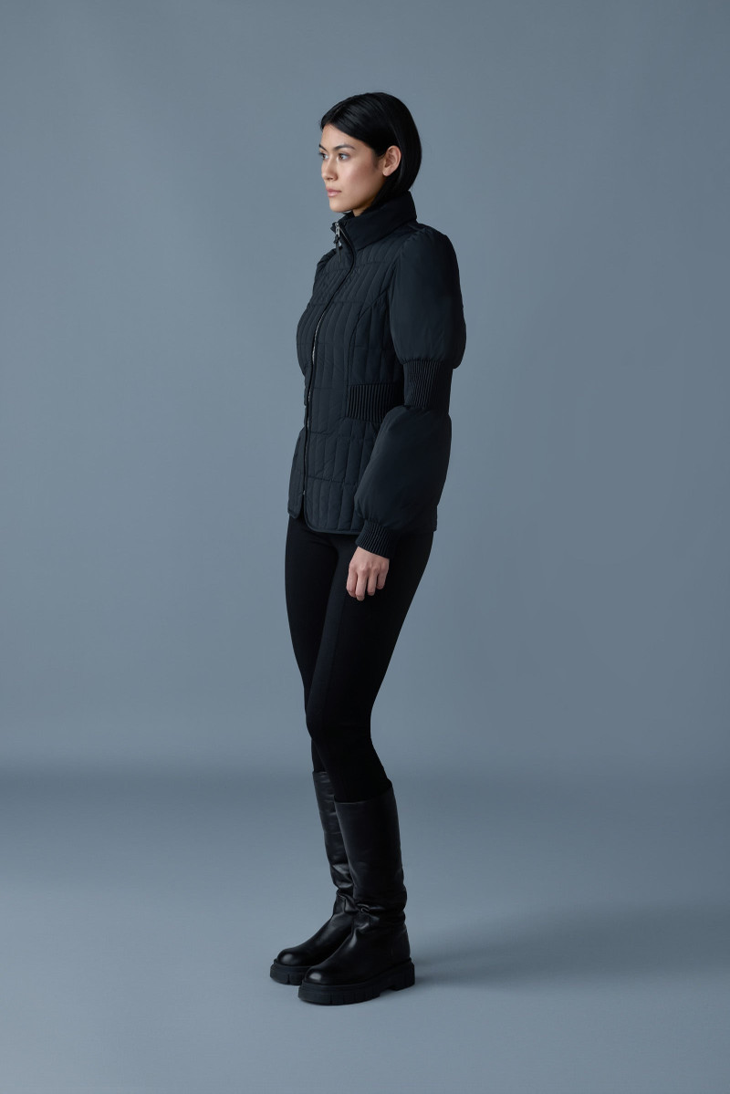 FELICIA Light down vertical quilted jacket smocked at waist 3