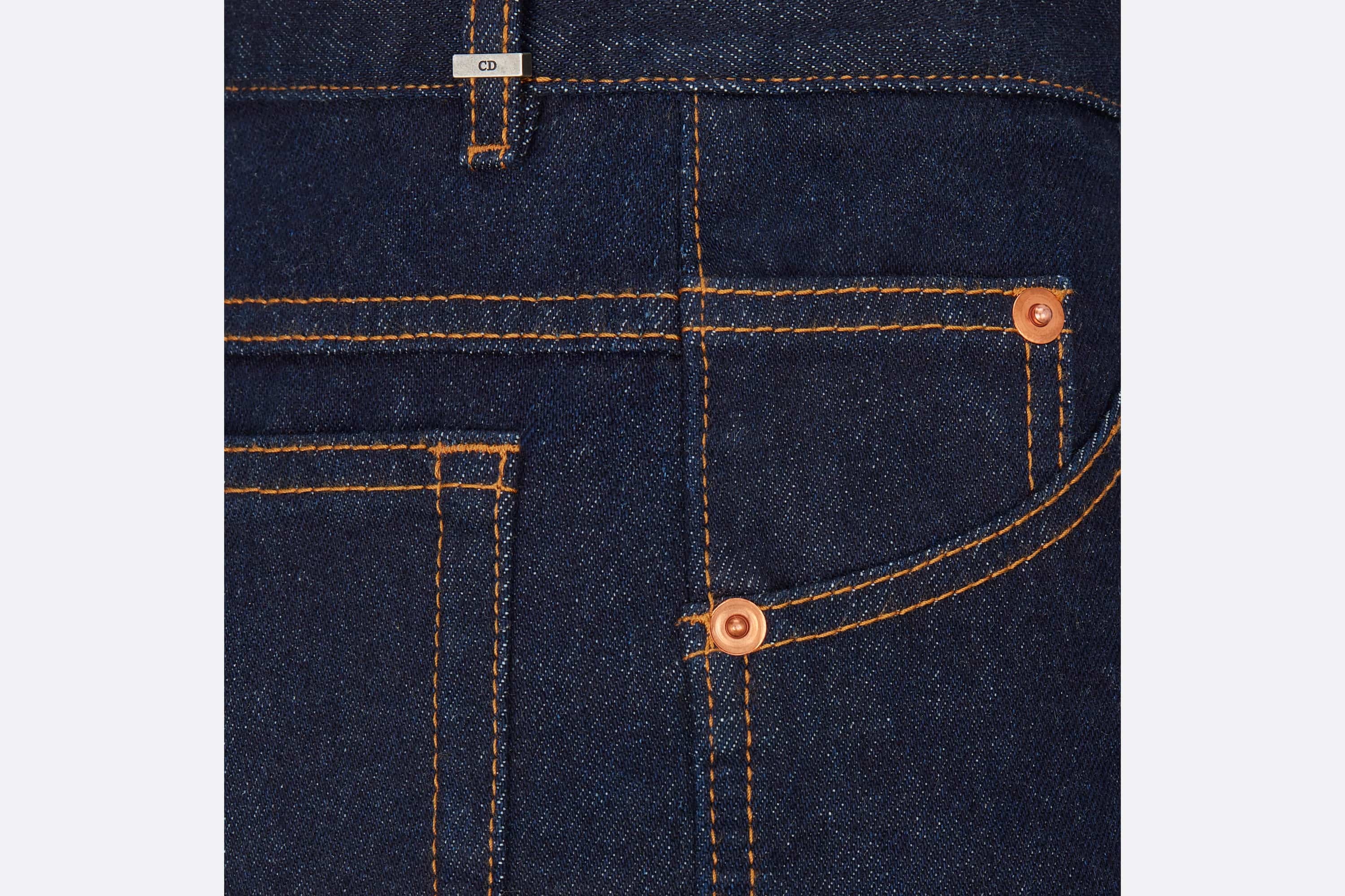 Flared Jeans - 3
