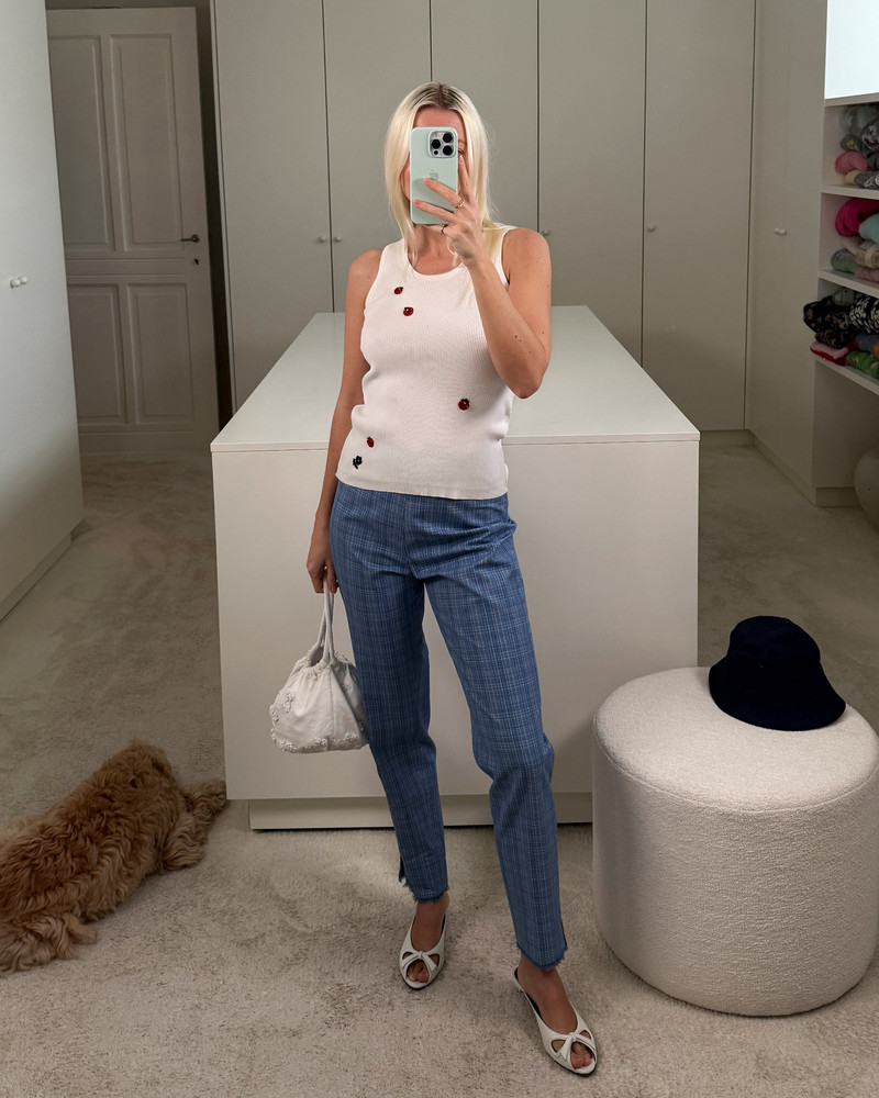 BERNADETTE Top Marcel Embroidered outlook