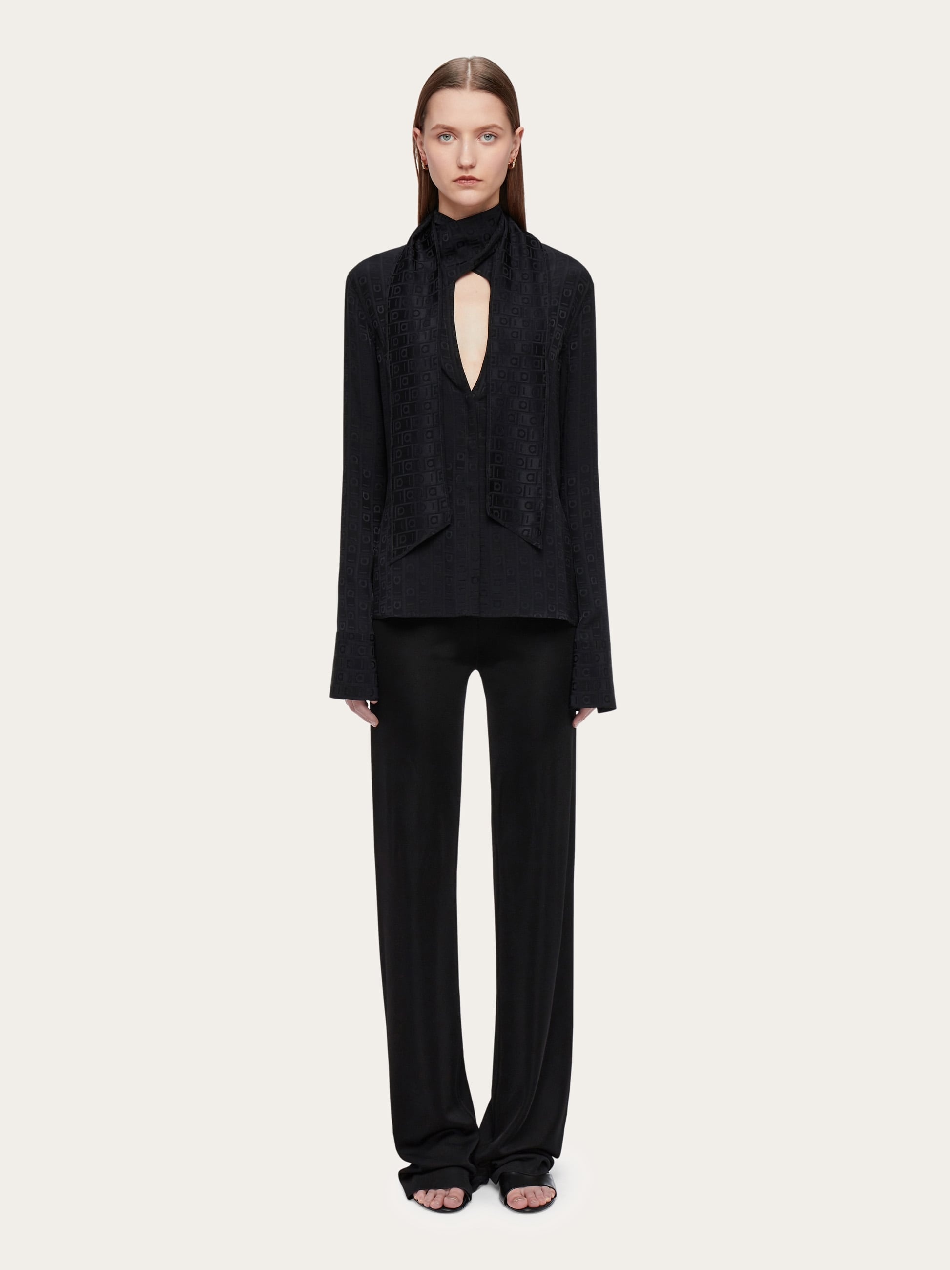 Shirt with sash collar - 6