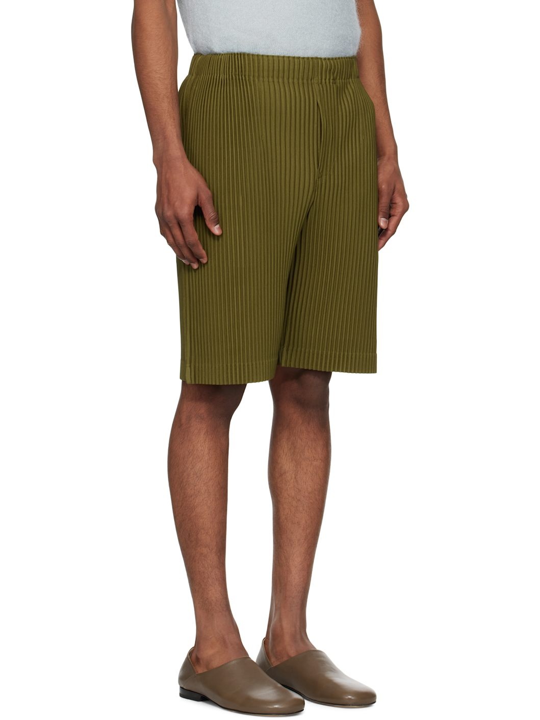Khaki Color Pleats Shorts - 2