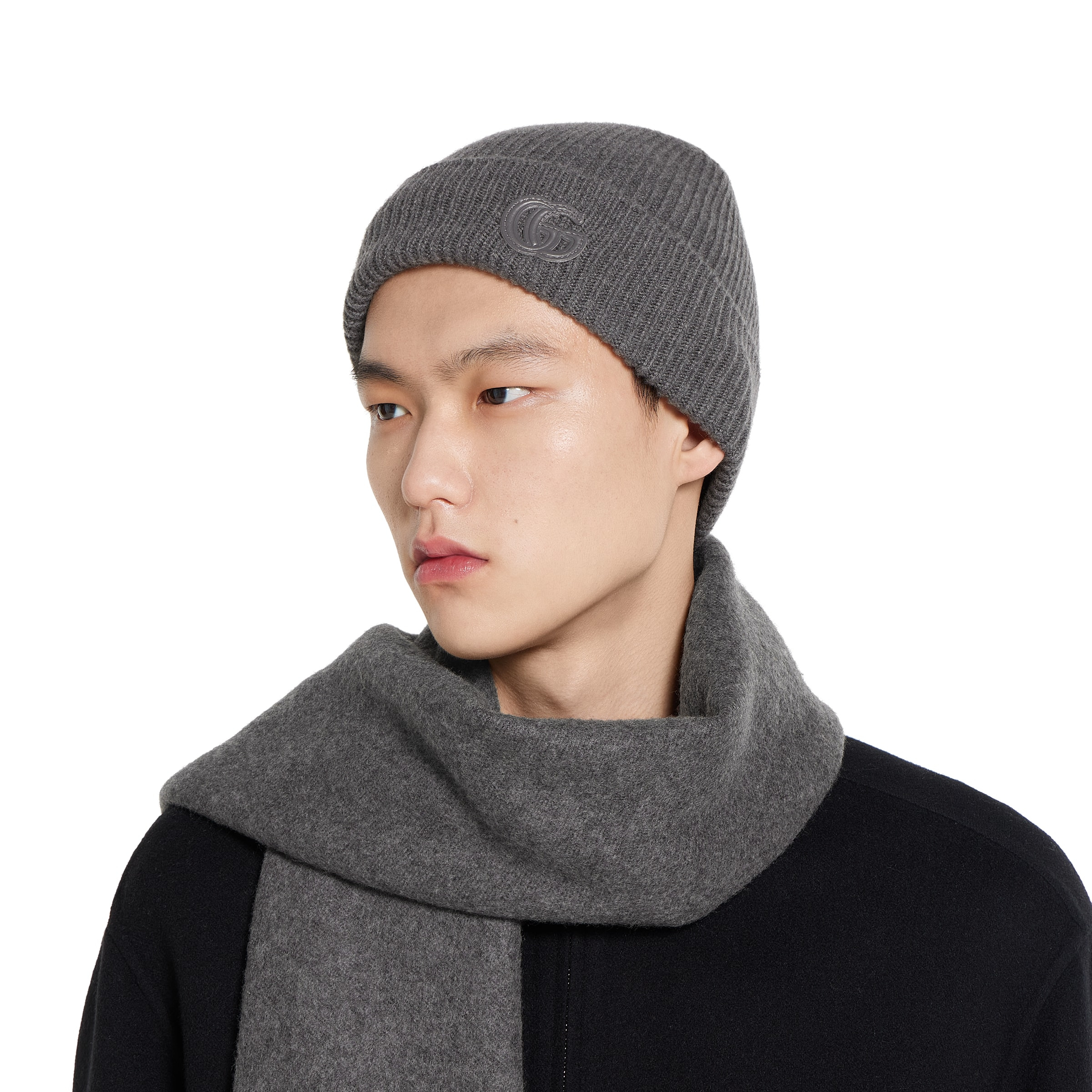 Cashmere hat with patch - 3