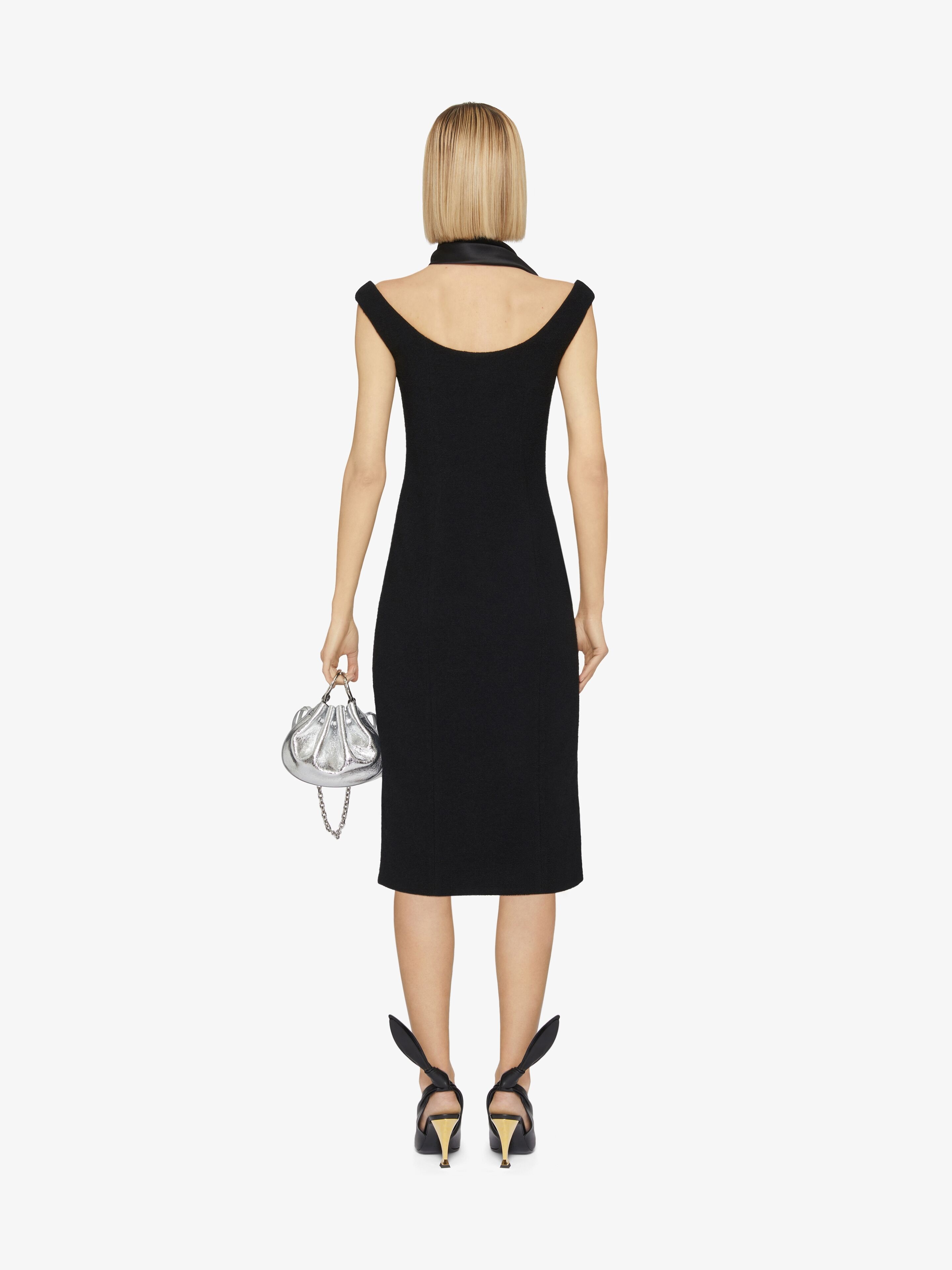 DRESS IN WOOL WITH SWALLOW COLLAR - 4