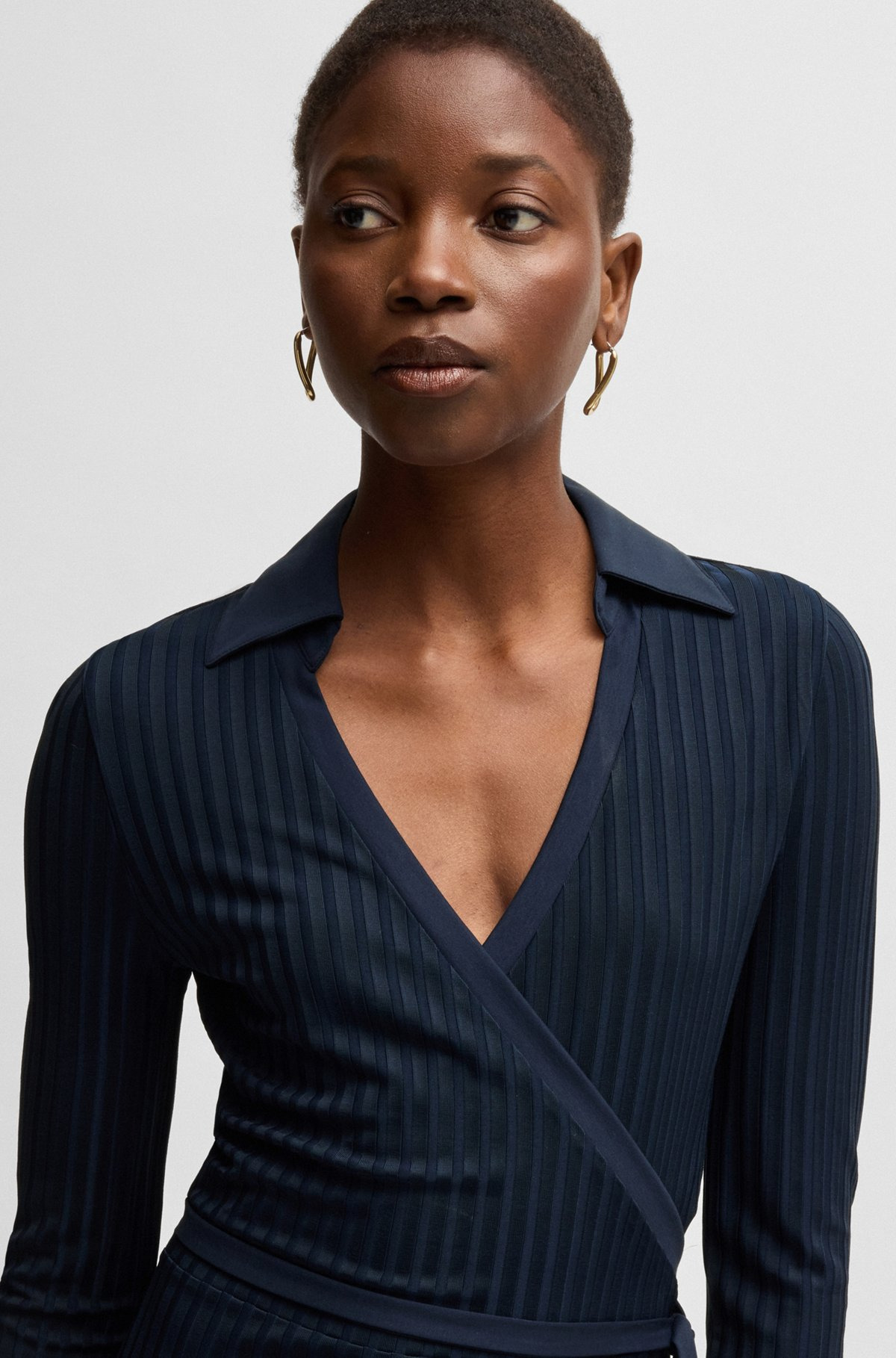 WRAP DRESS IN LUSTROUS RIBBED JERSEY - 4