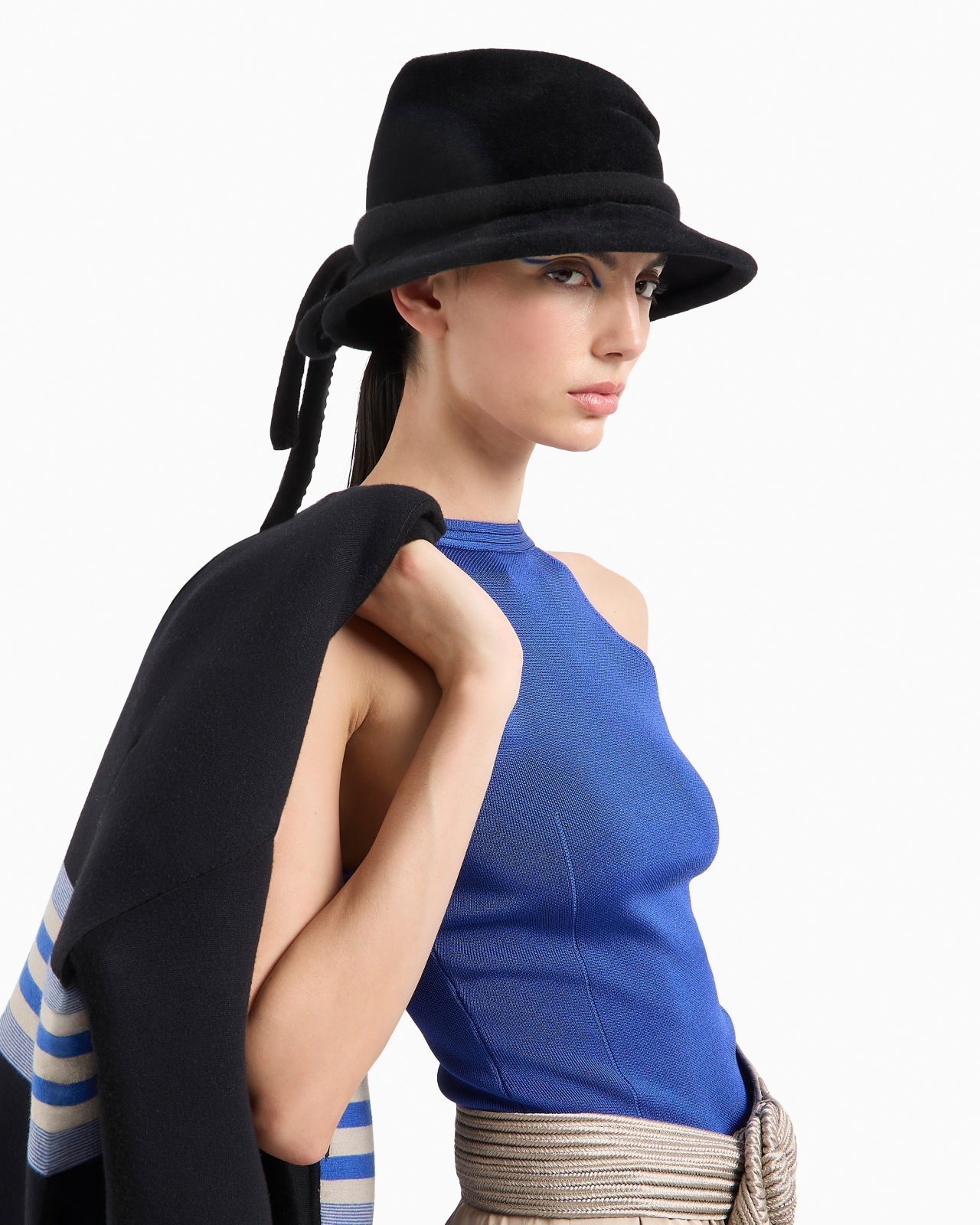 FELT HAT - 3