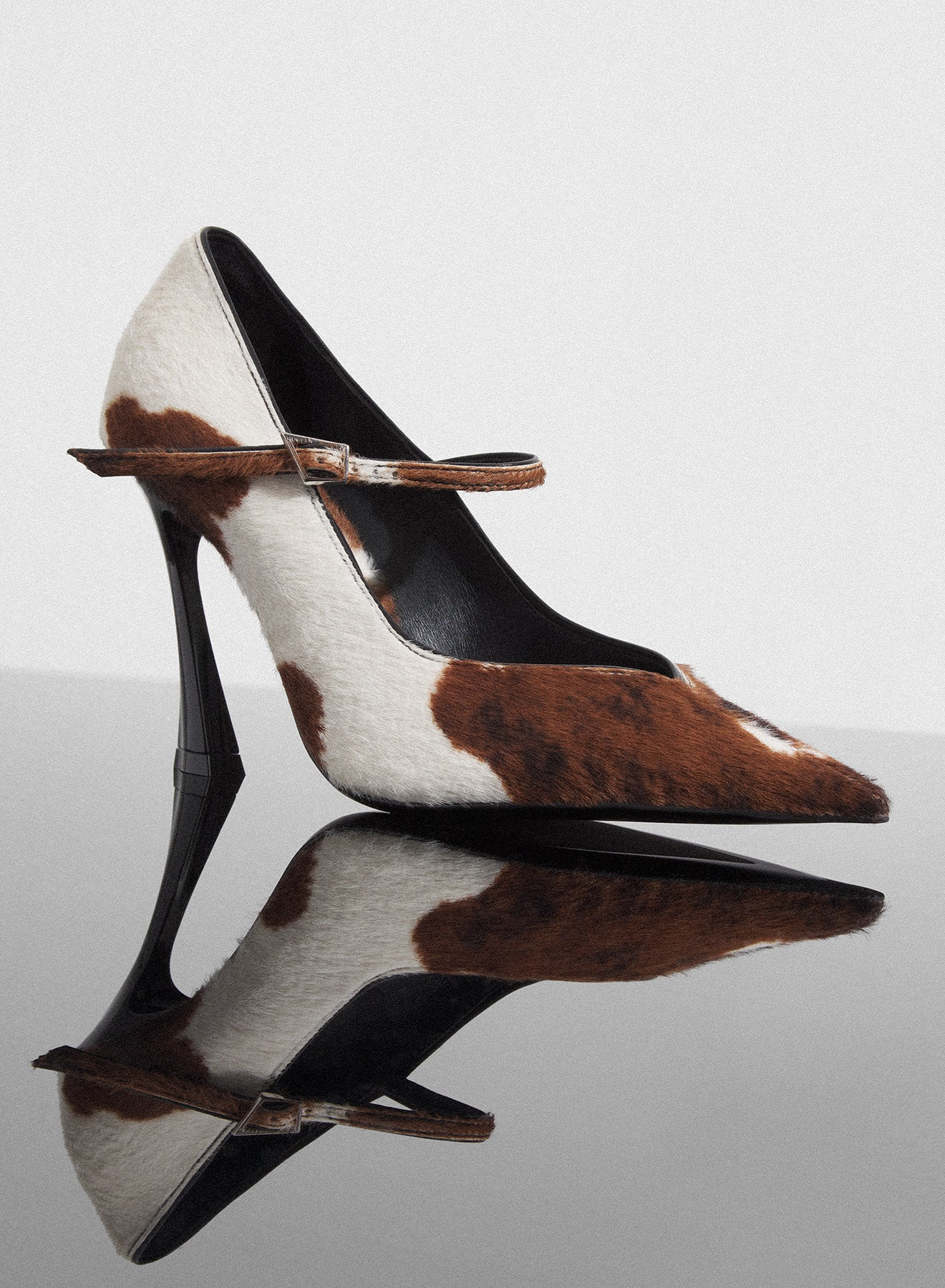 cowhide Fang 95 pump with strap - 3