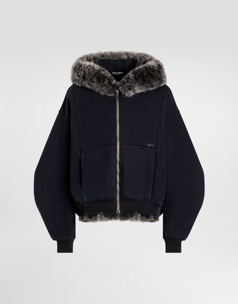 Hooded sweatshirt 1