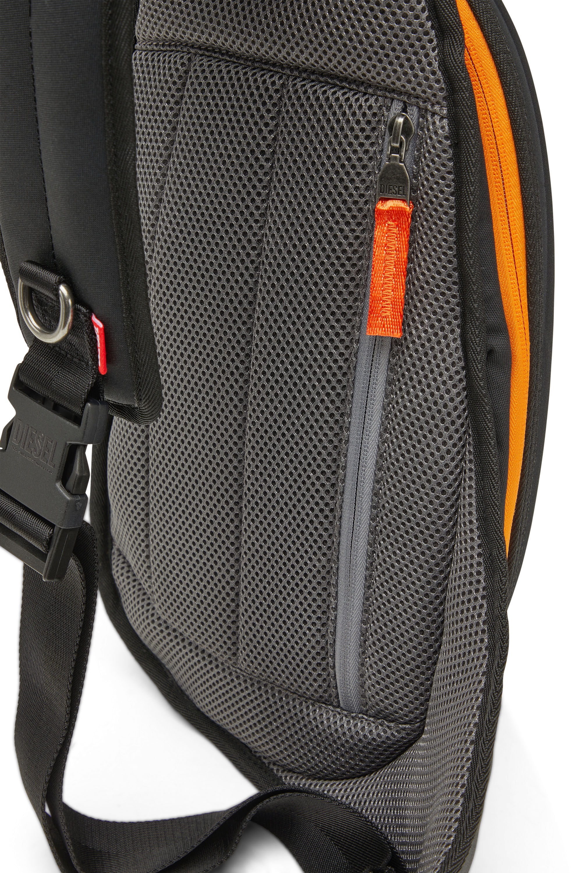 1DR-POD SLING BAG - 3