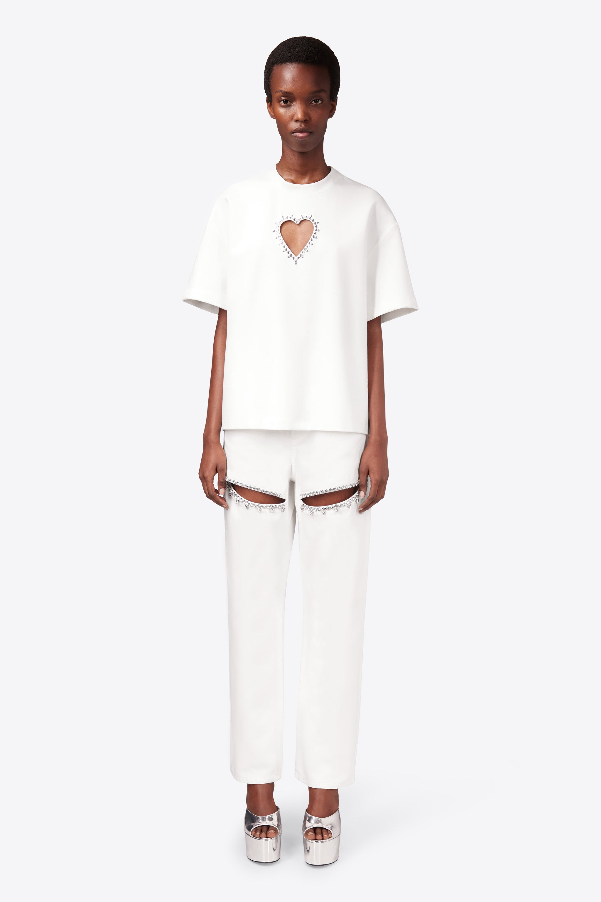 CRYSTAL HEART CUTOUT RELAXED T-SHIRT - 3