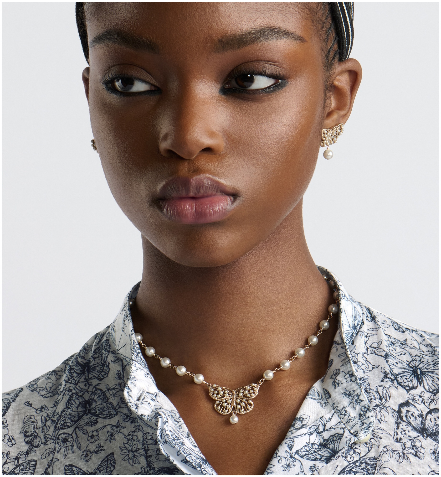Dior Toile de Jouy Papillon Necklace | REVERSIBLE