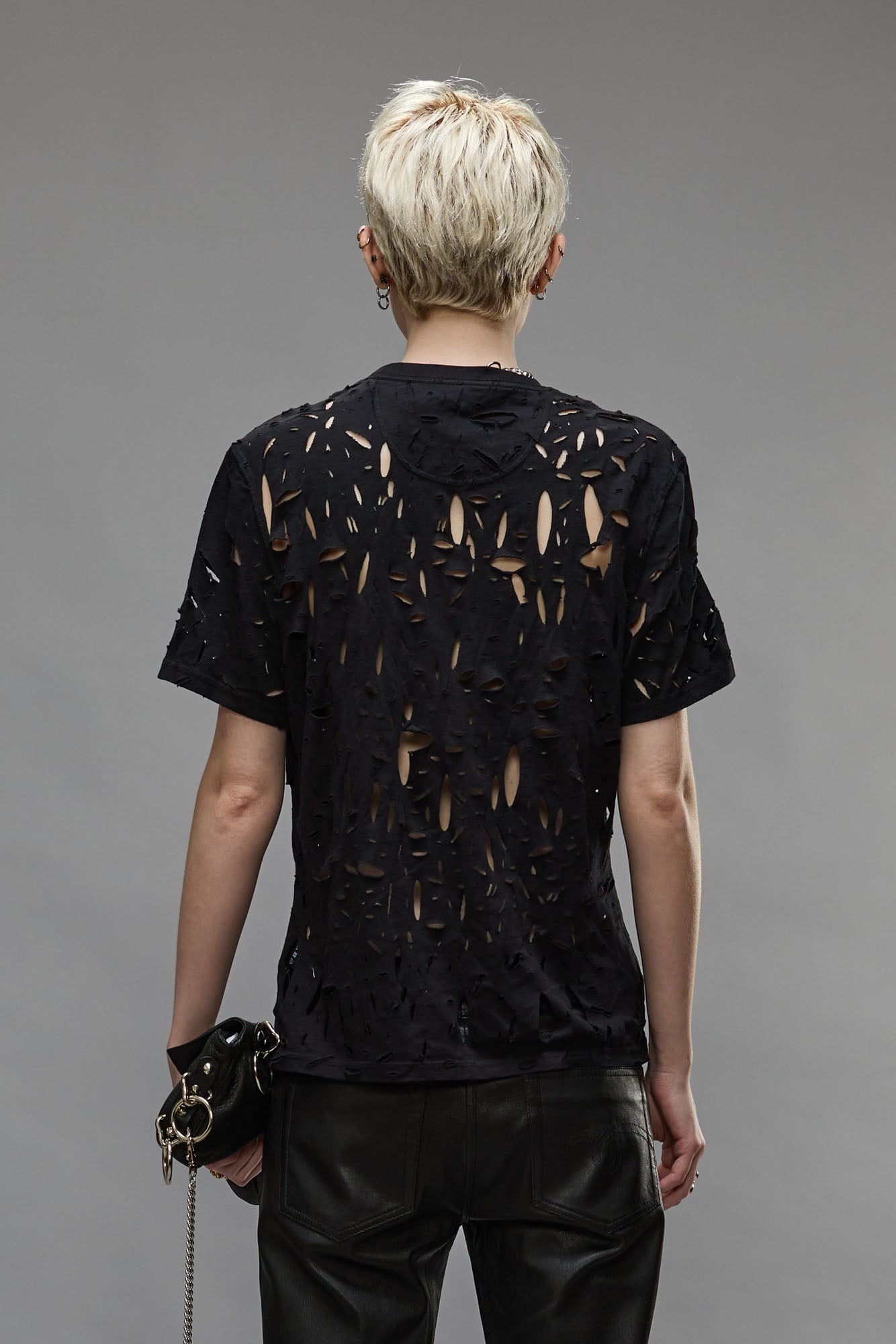 EXCESS DISTRESS TEE - BLACK - R13 - 4
