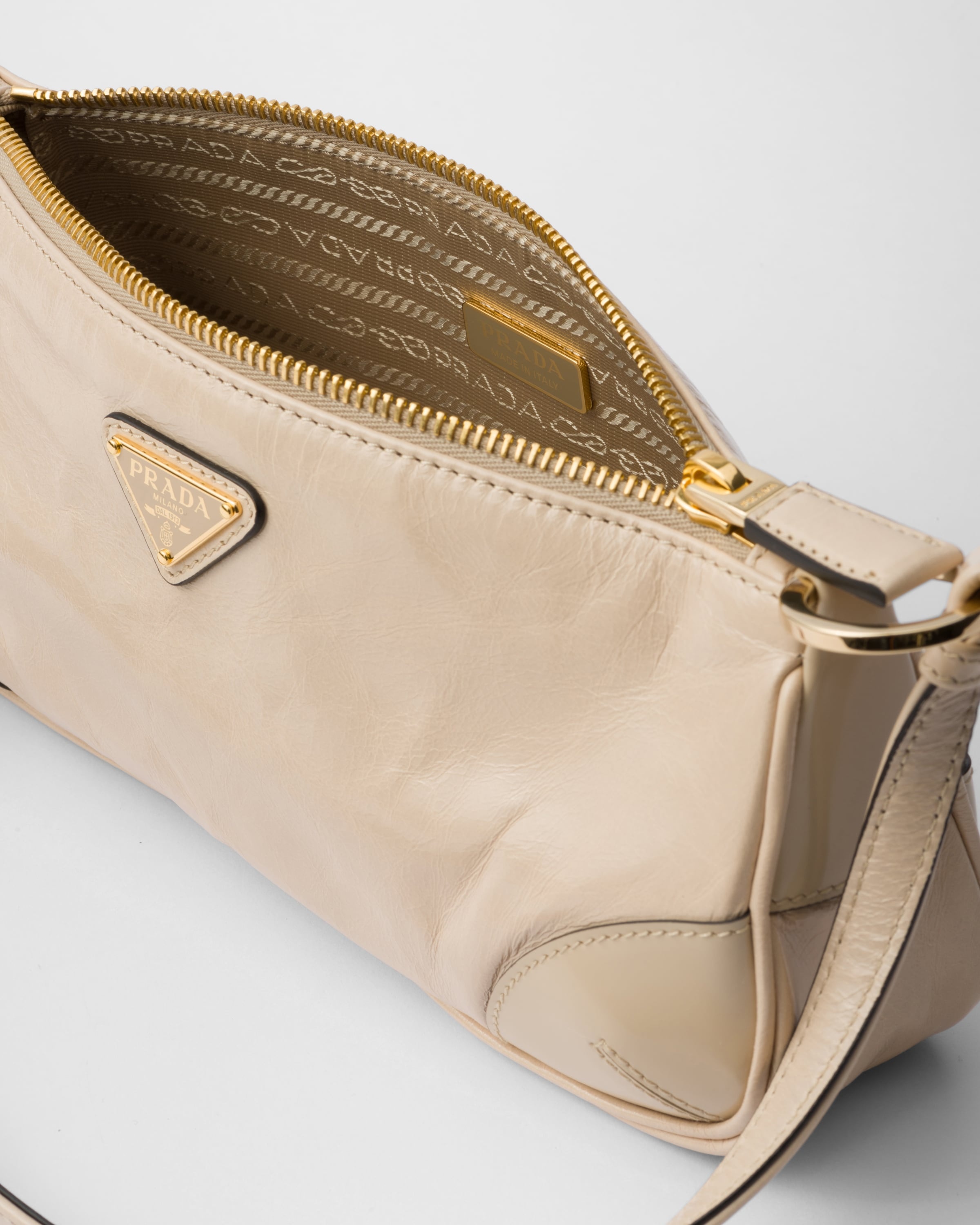 Prada Re-Edition 2002 small leather shoulder bag - 4