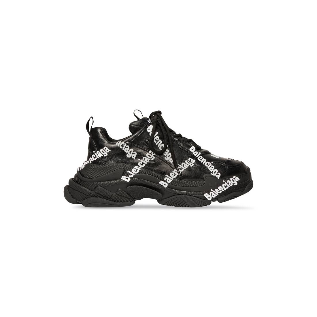 Balenciaga trainers triple black best sale