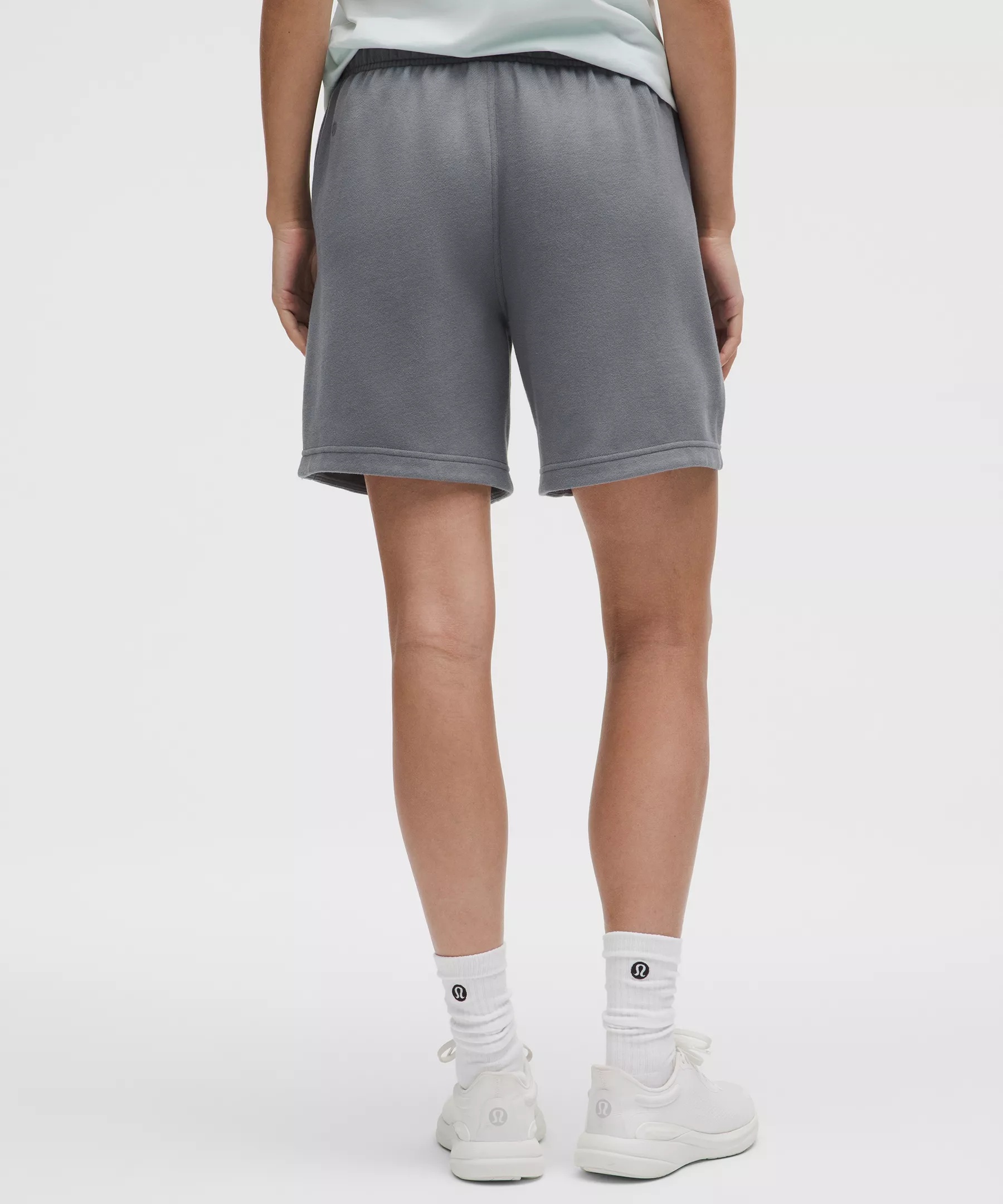 Scuba Mid-Rise Oversized Short 7" *Graphic - 3