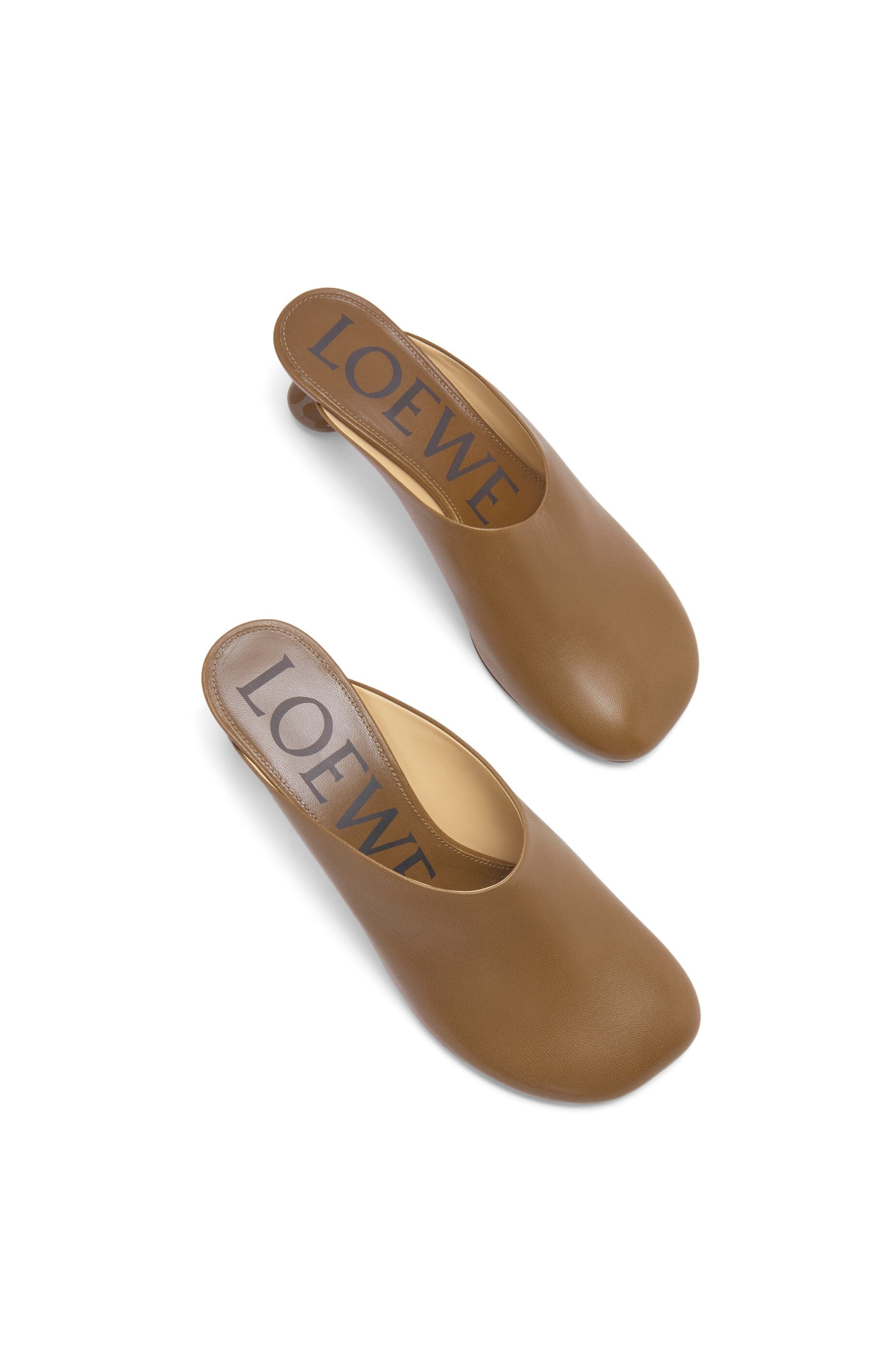 【LOEWE】ヤギ革のトイミュール 国内発】LOEWE TOY（トイ）ゴートレザー ミュール (LOEWE