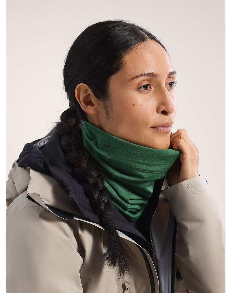 Rho Lightweight Wool Neck Gaiter 5