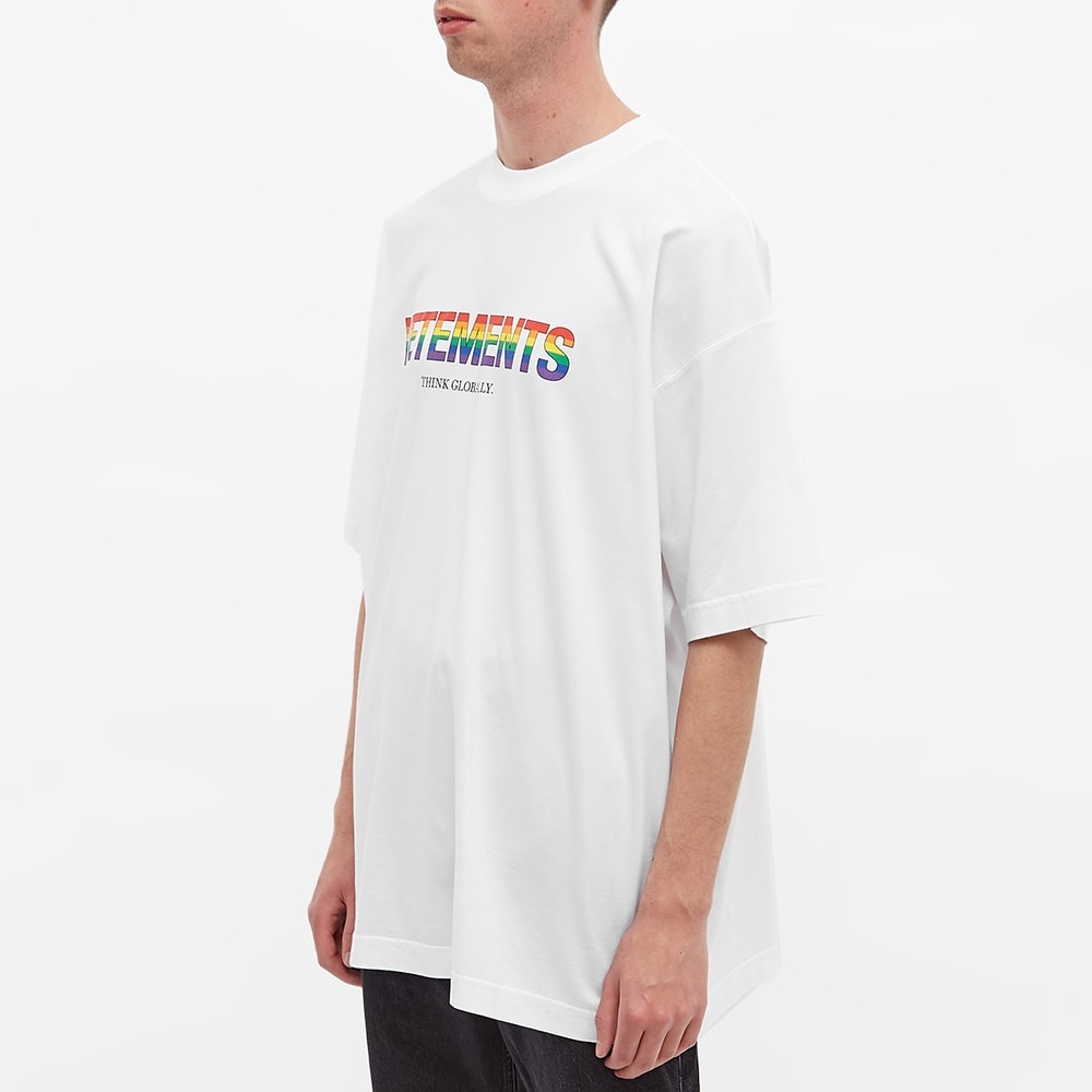 VETEMENTS Think Differently Logo Tee - 4